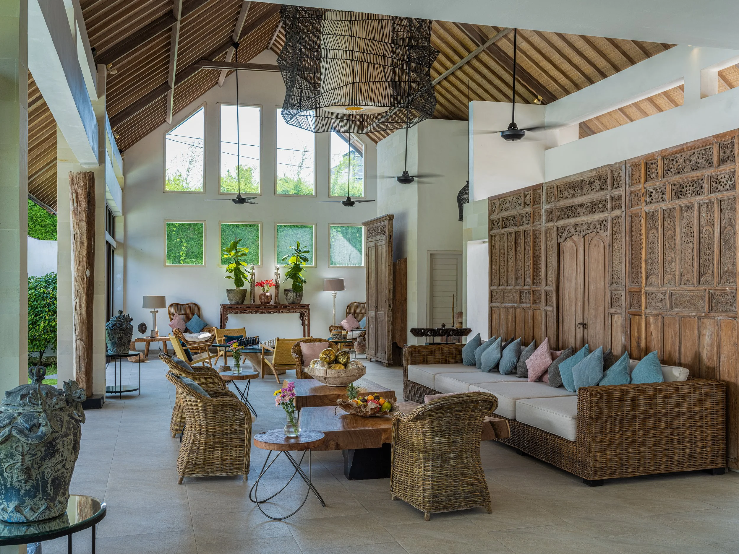 Living room Villa Iluh (1).jpg