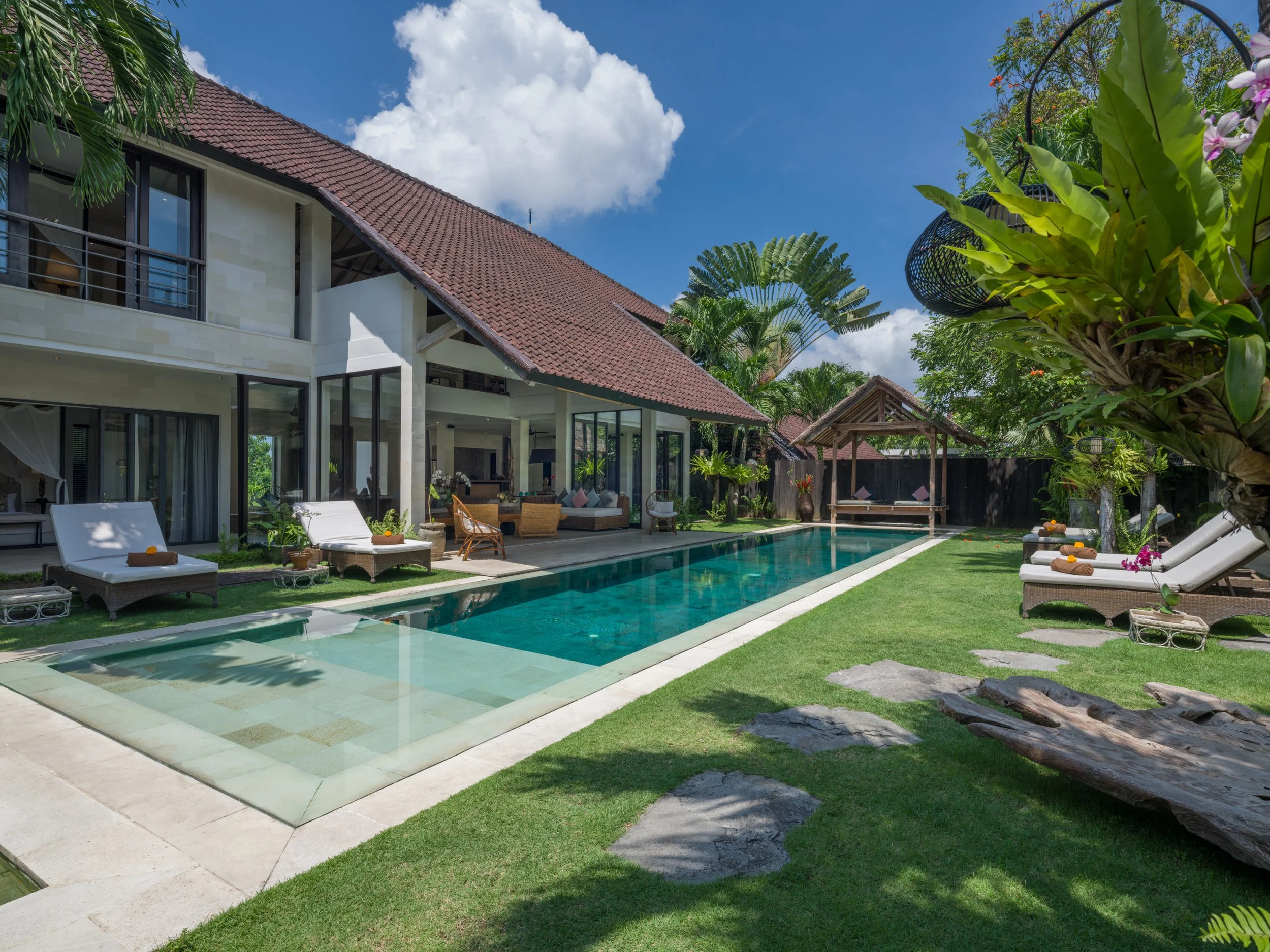 Pool Villa Kadek (1).jpg