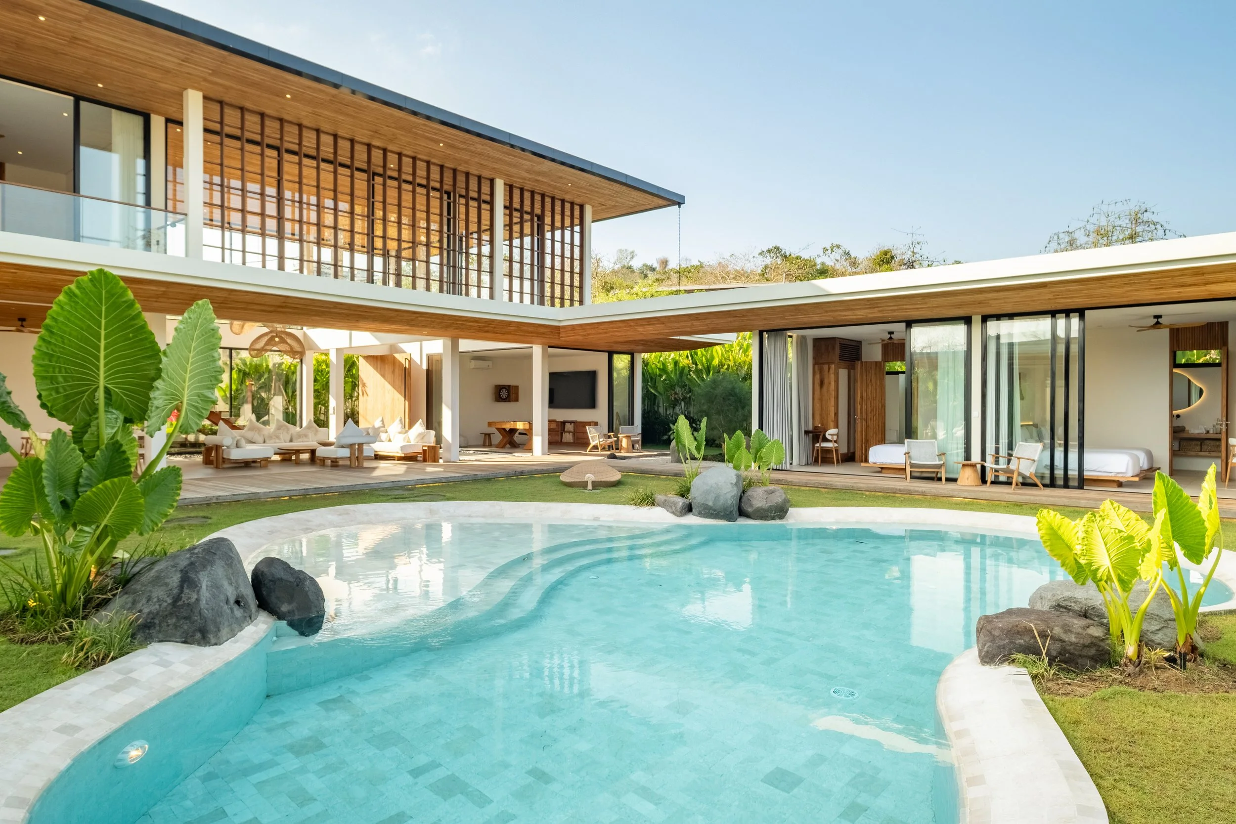exotik-mimpi-indah-7_PoolView_Patio.jpg