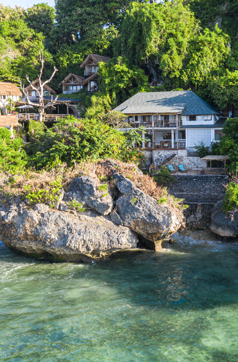 Stunning 3 bedroom beachfront villa in Uluwatu