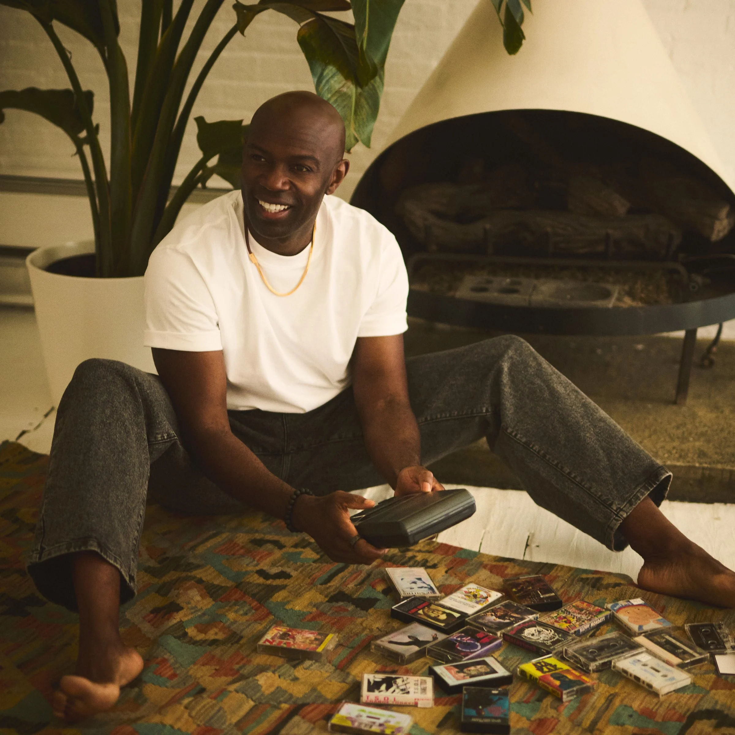 KEVIN SINCLAIR 8X85.jpg