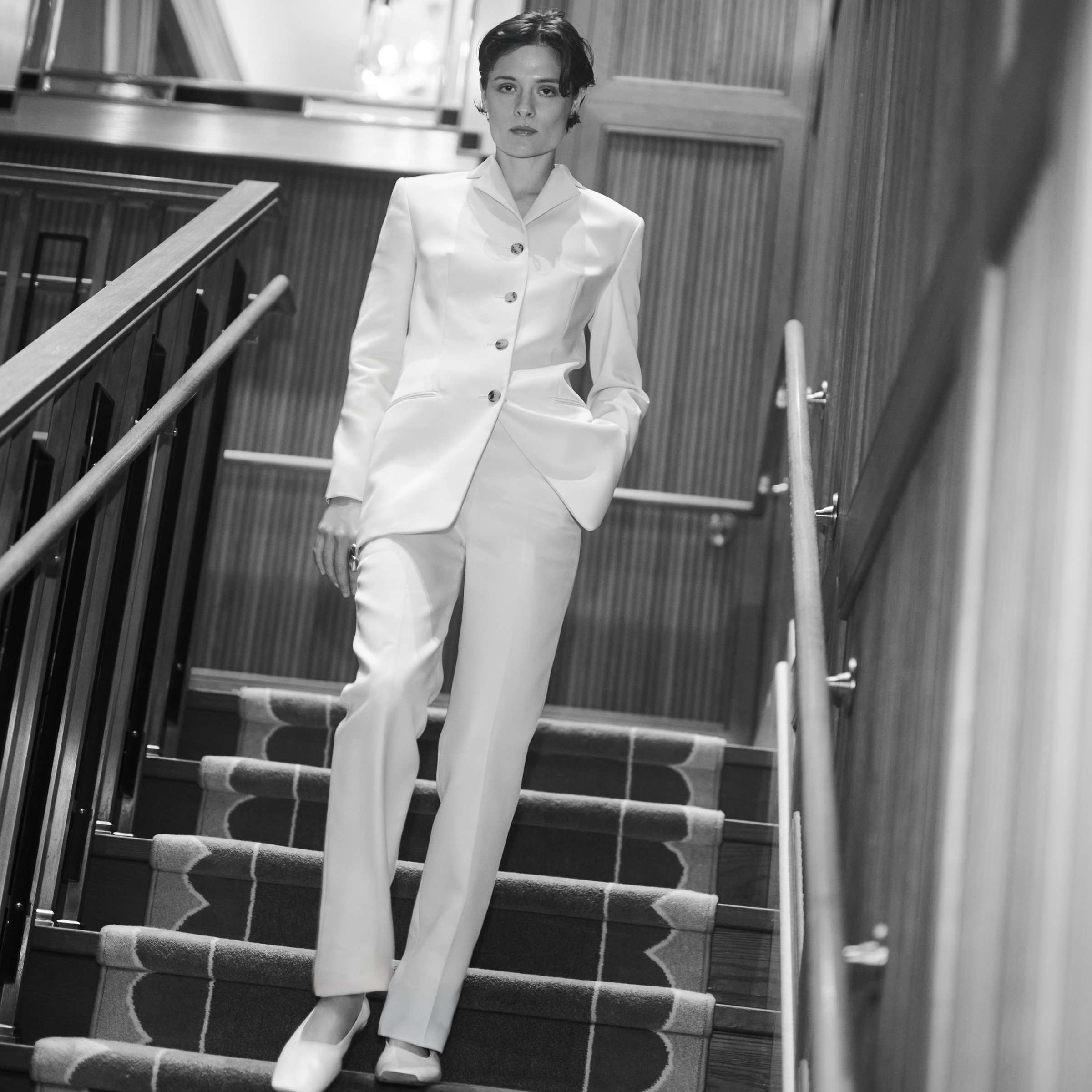VESTAL / CALVIN KLEIN COLLECTION