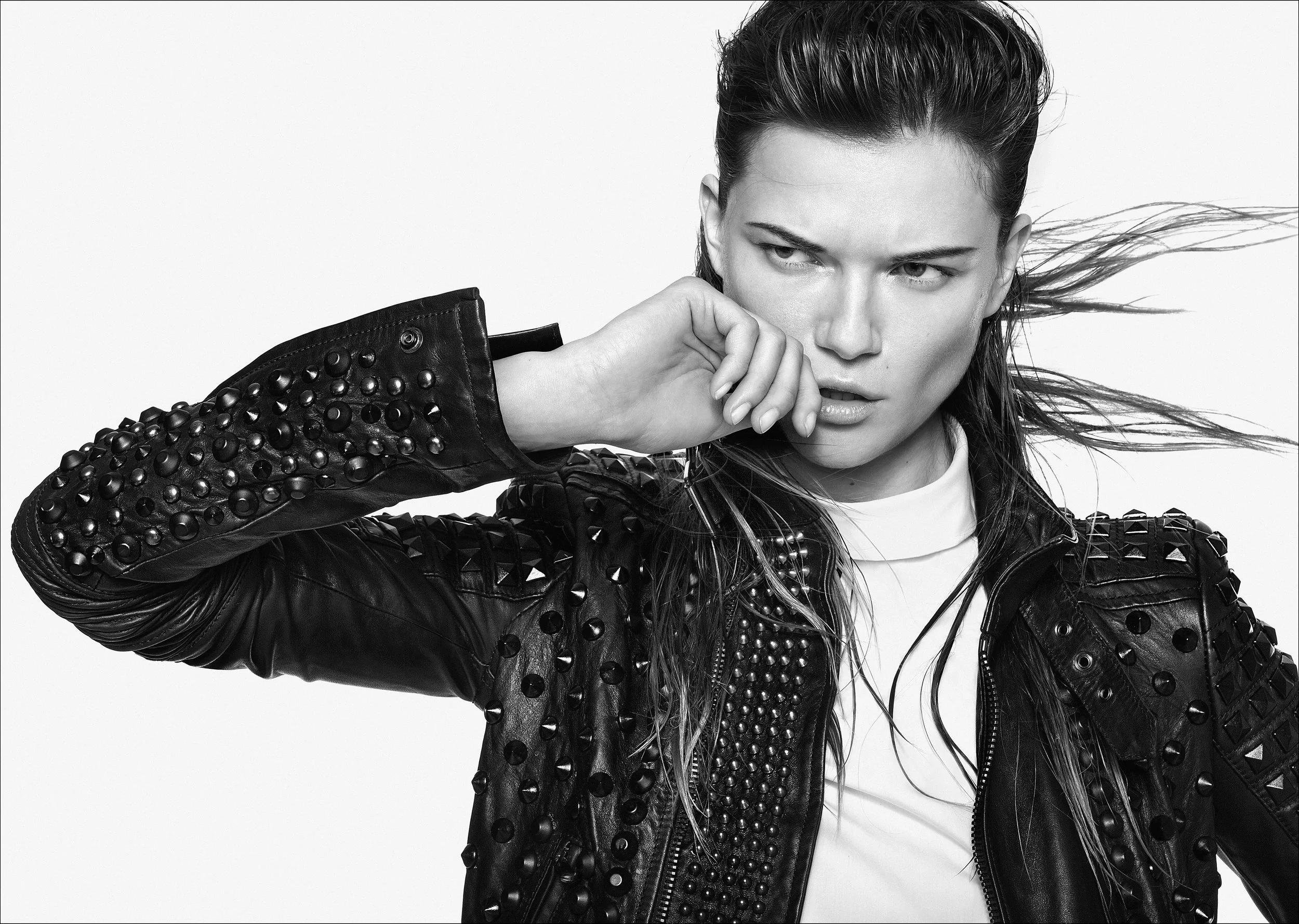 KASIA STRUSS - DIESEL