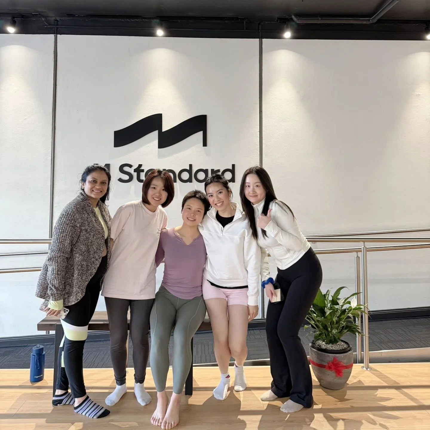 Let the active spirirt begin. Thanks everyone for joining us on the opening day! So excited to meet so many new friends on the mat 😀.
@mstandard_studio #yogastudiomelbourne #yogateachermelbourne #yogagirls #pilatesgroupclass #letsmovetogether #Yoga