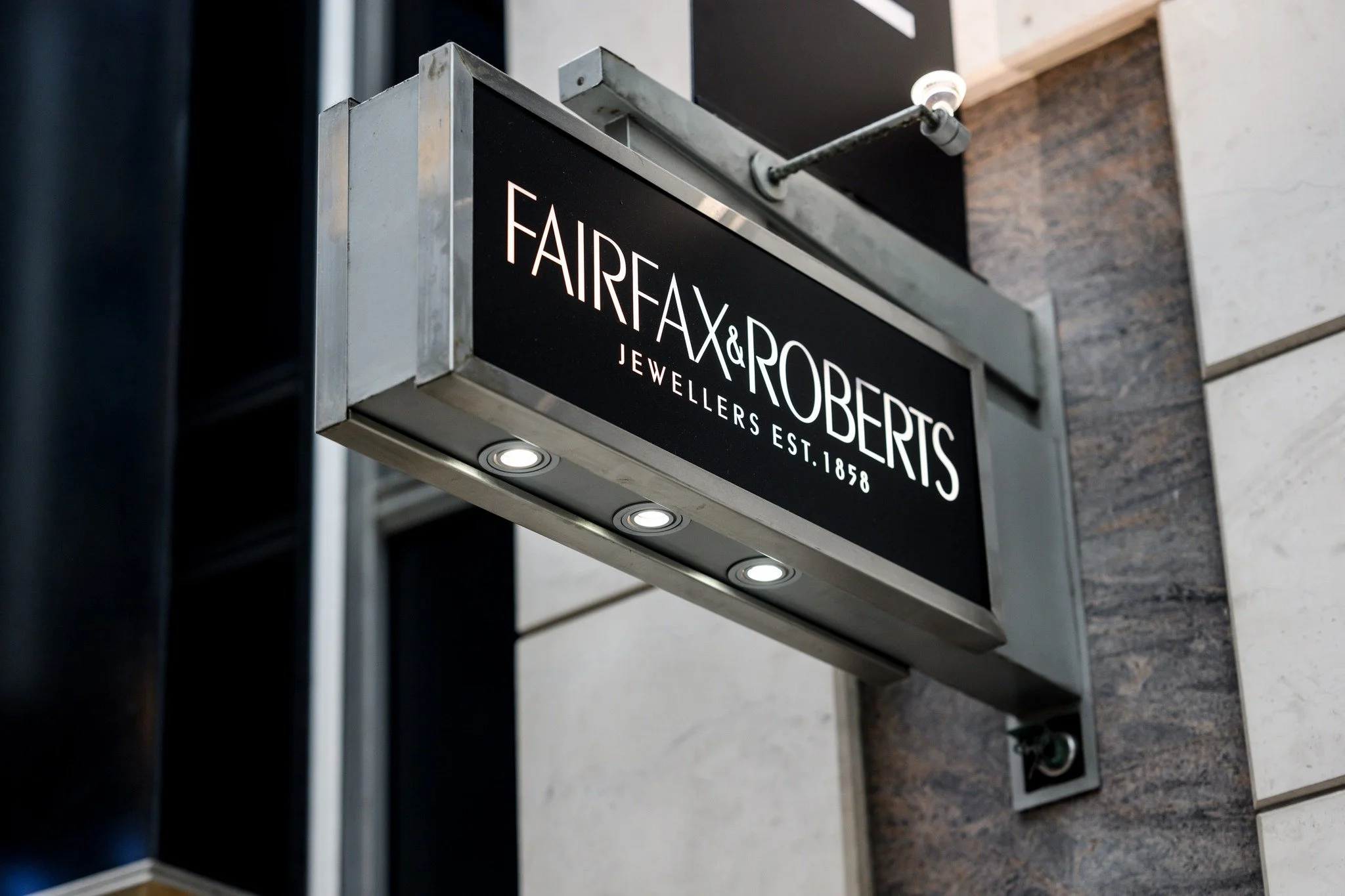Champagne. Canap&eacute;s. Precious gems.

Our members and partners were treated to an exclusive behind-the-scenes look at gemstones as investment pieces at Fairfax &amp; Roberts, complete with a private showroom viewing and insights from the CEO.

A