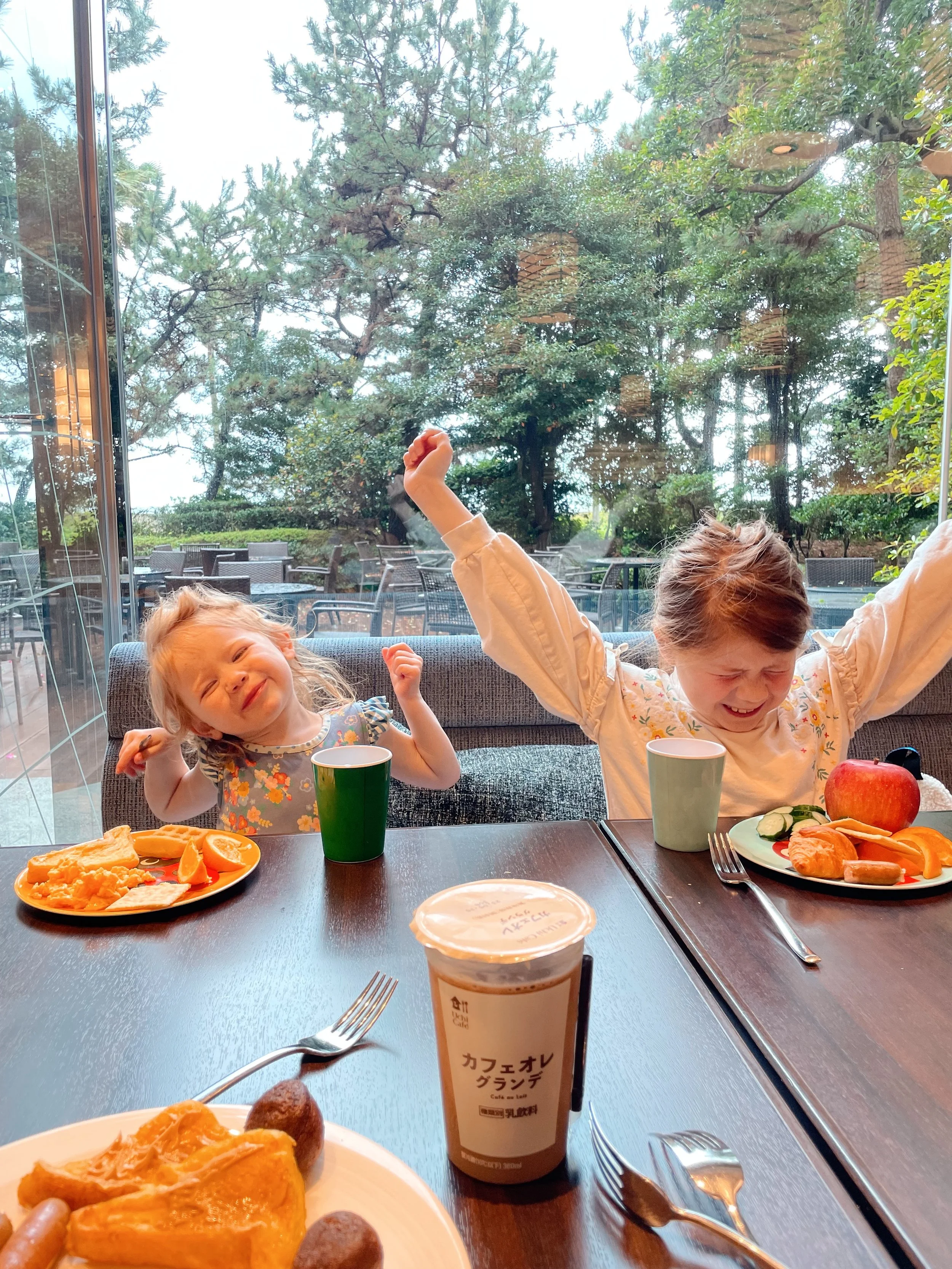 Hilton Tokyo Bay executive lounge breakfast