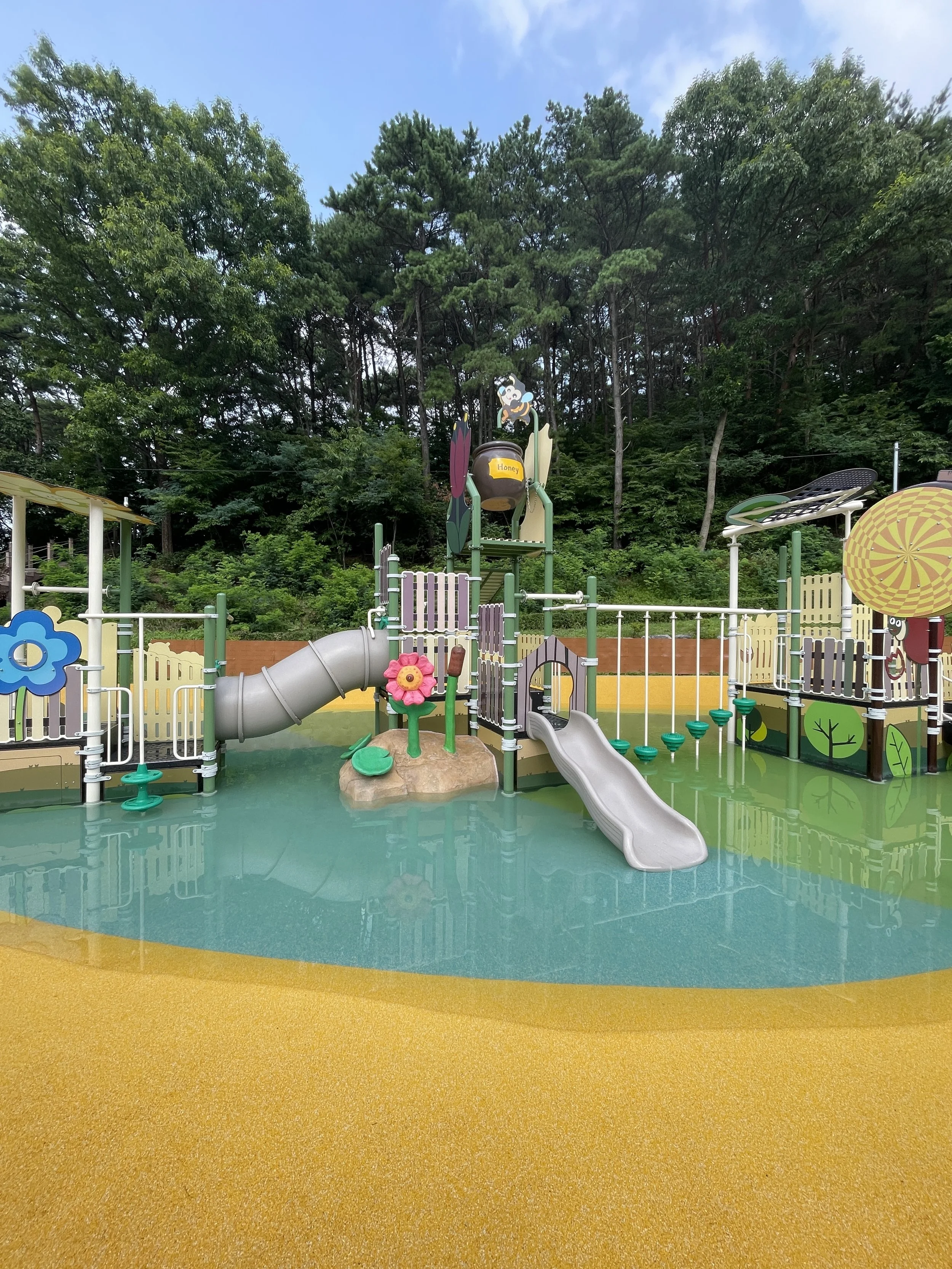 Around Pyeongtaek: Best Free Splash Pads for Kids This Summer
