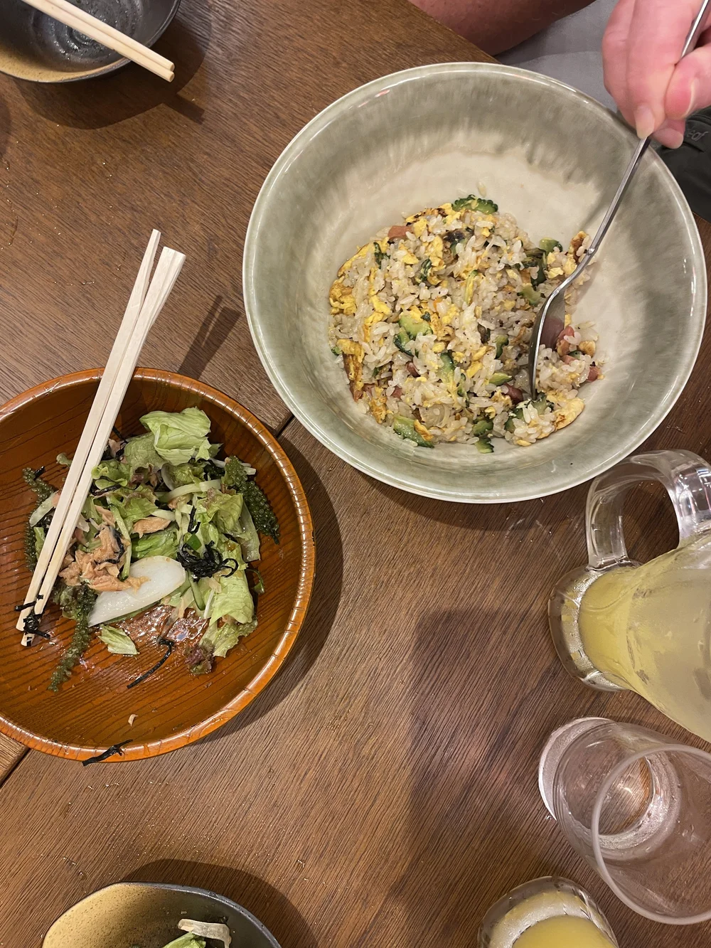 Tuna salad with sea grapes and fried rice