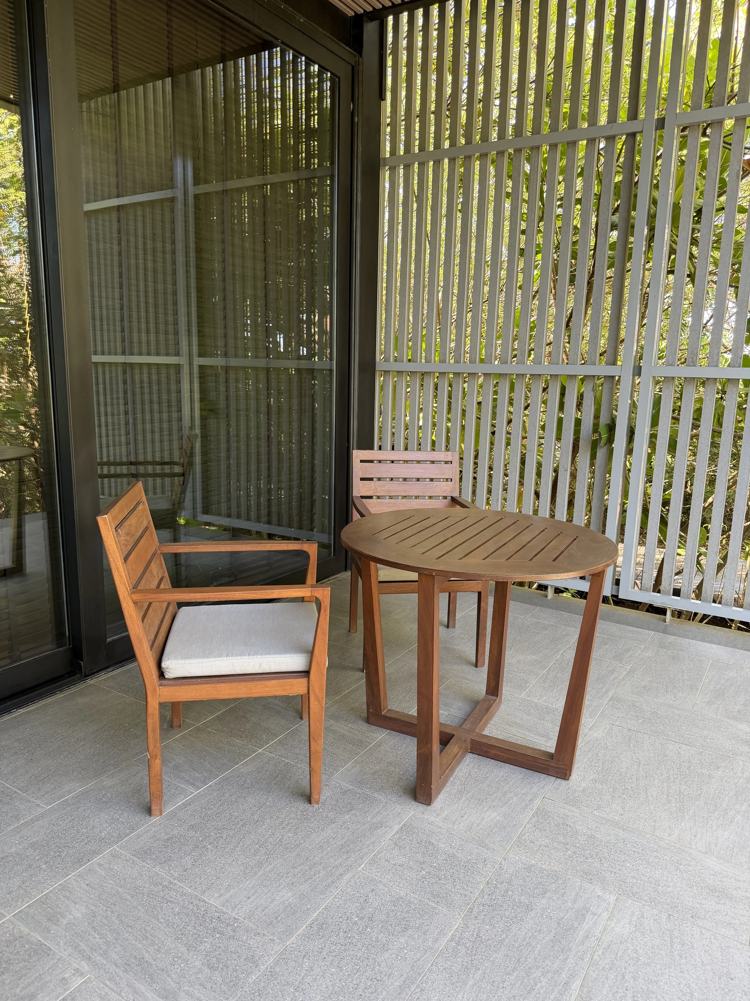 hilton yala room outside table.JPG