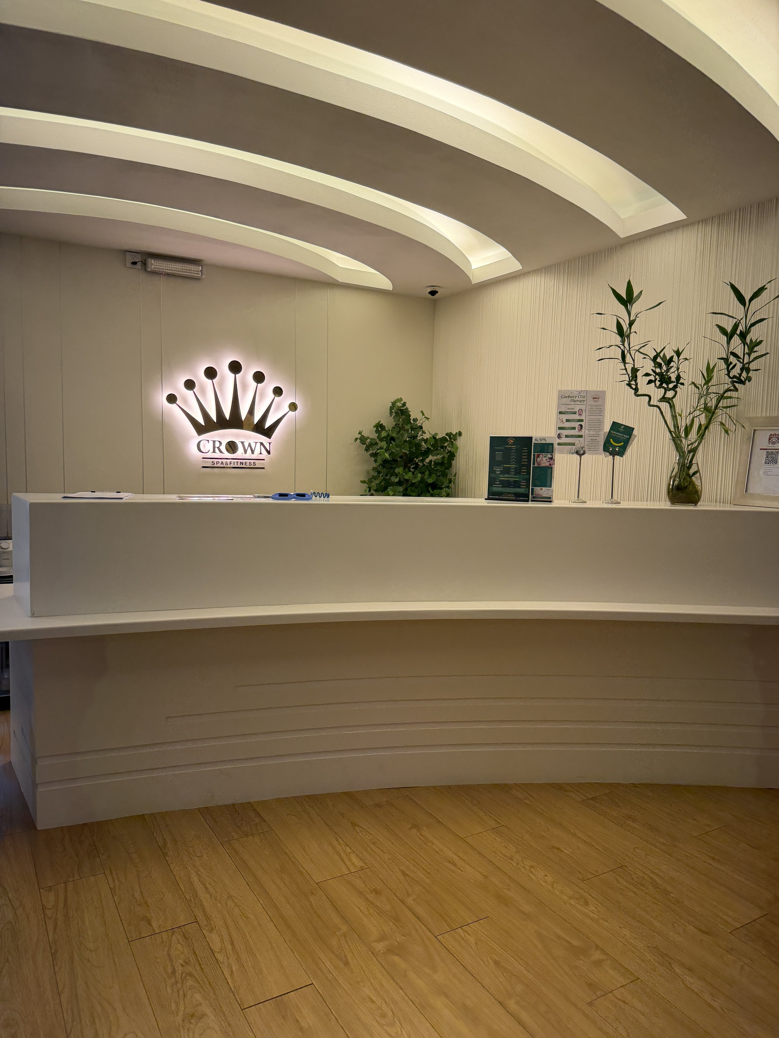 holiday inn ulaanbaatar IHG hotel spa counter.JPG