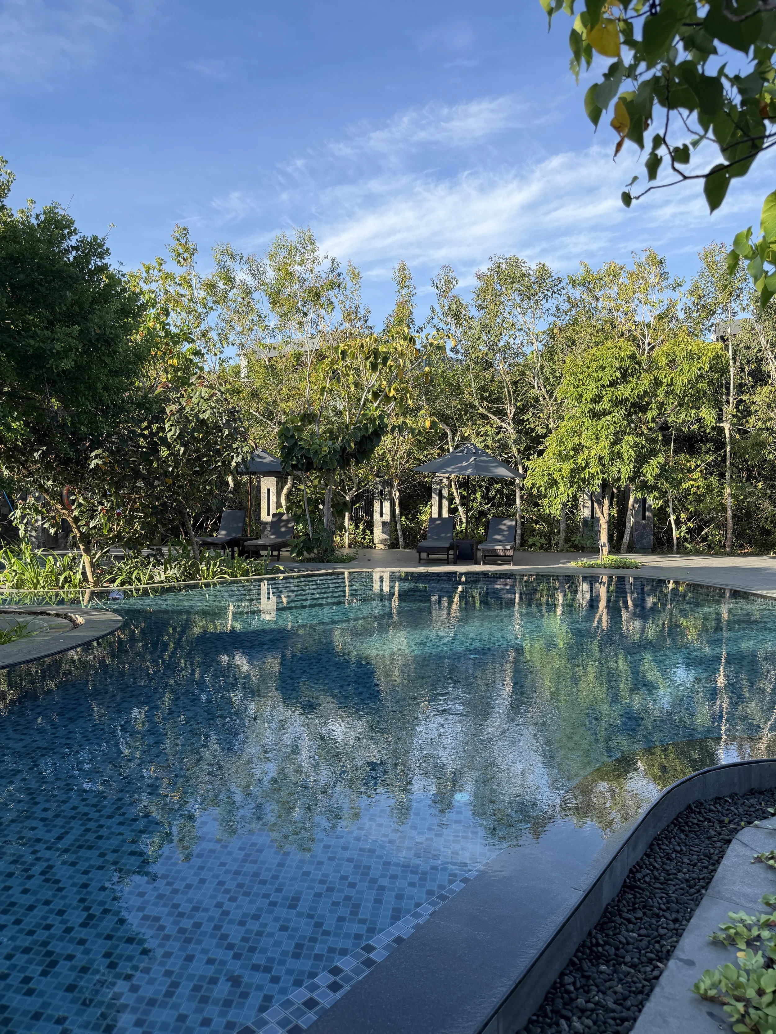 hilton yala main pool looking across.JPG