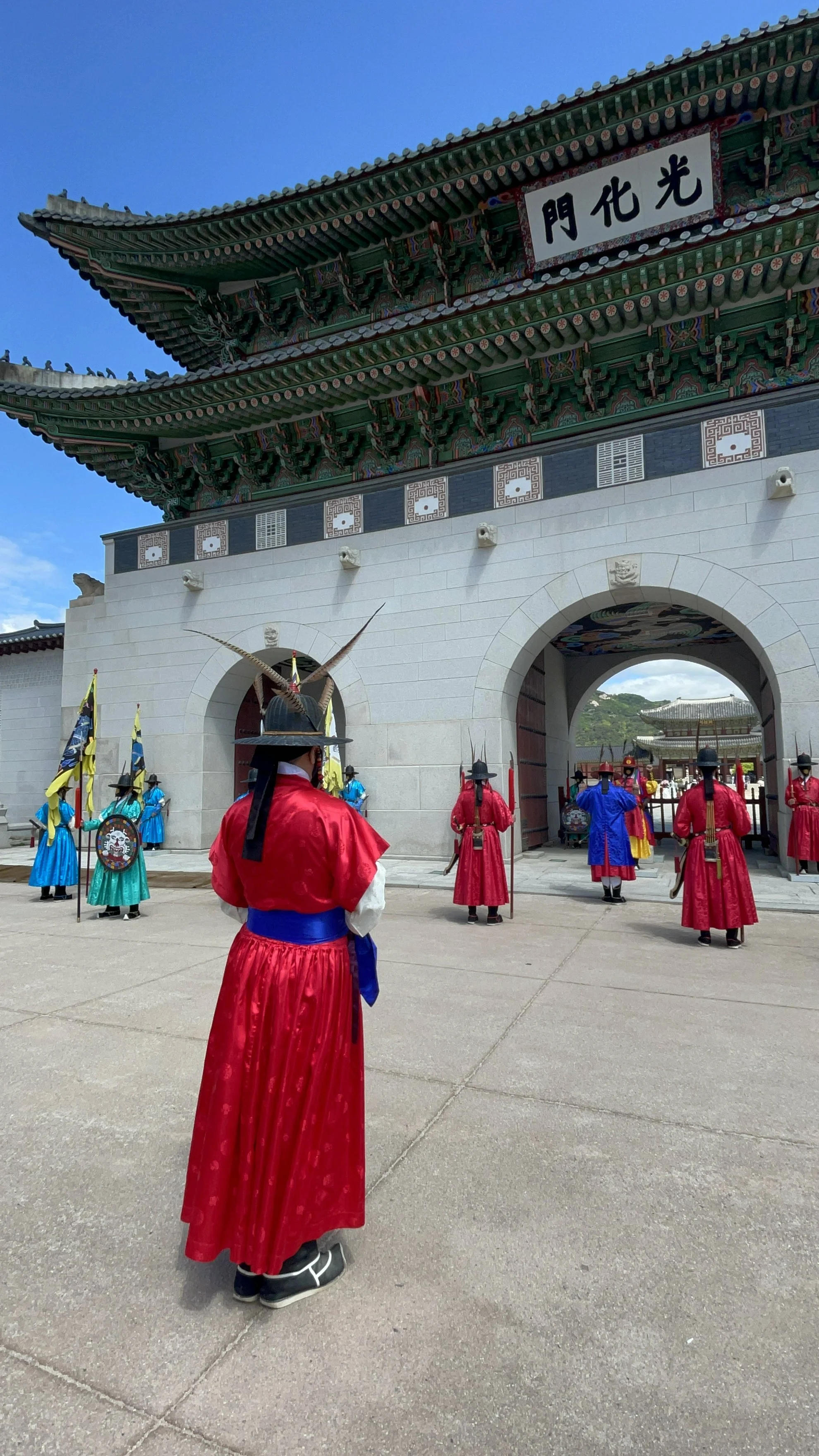 Where Old Korea Meets Modern Seoul: A Walk Through Gyeongbokgung