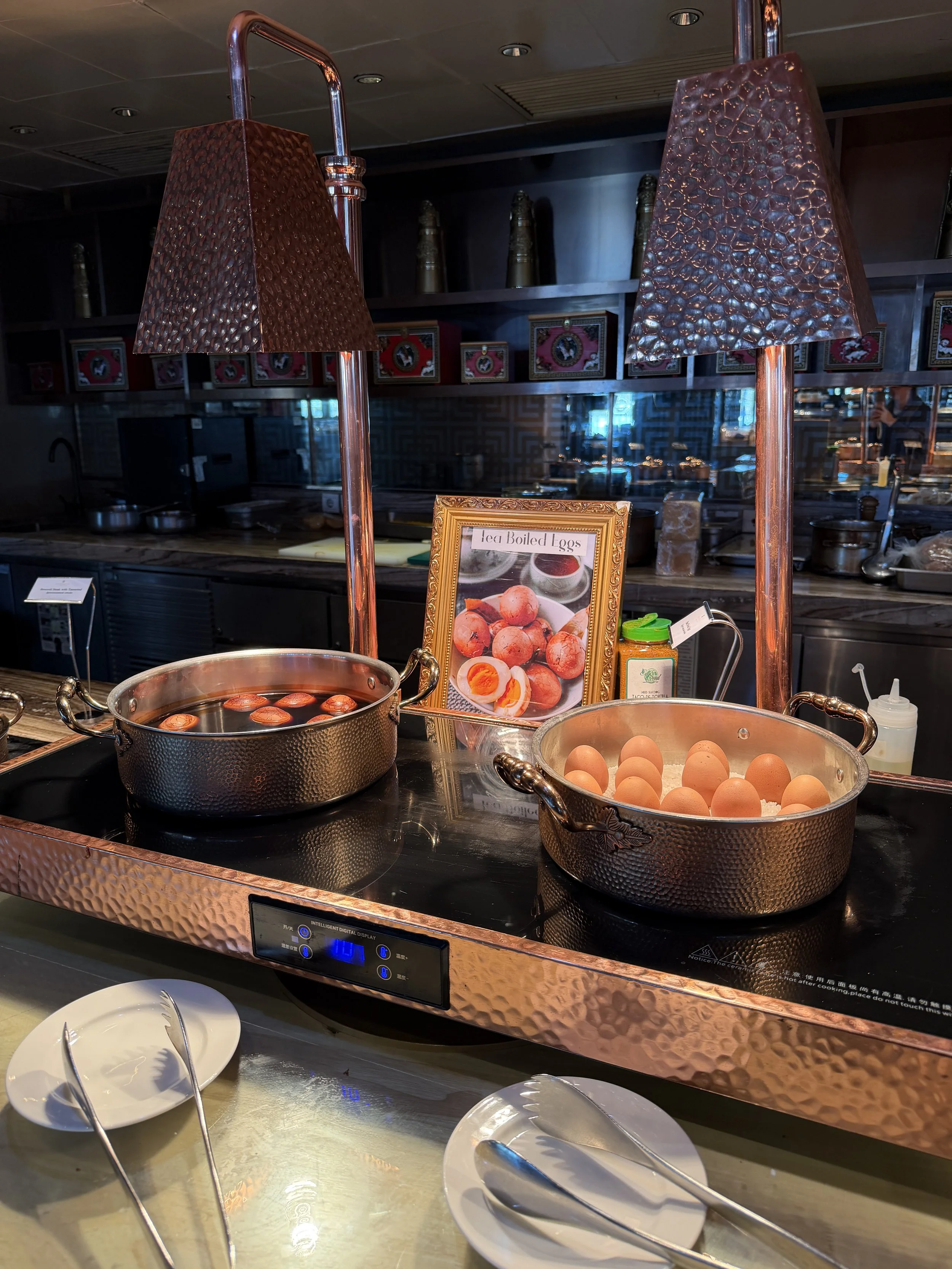 ulaanbaatar shangri la breakfast buffet eggs.JPG