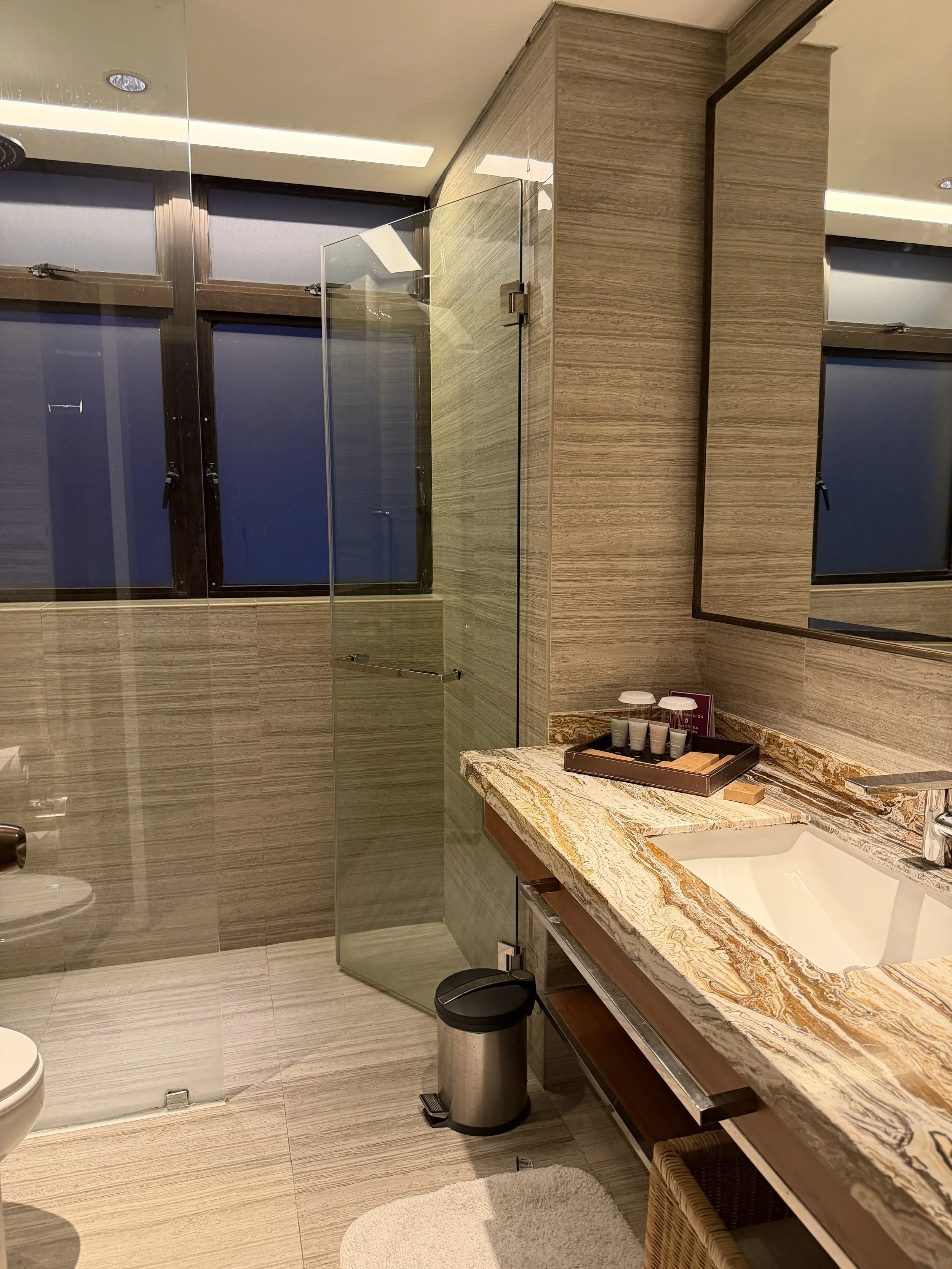 Hilton Colombo Residences master bathroom.JPG