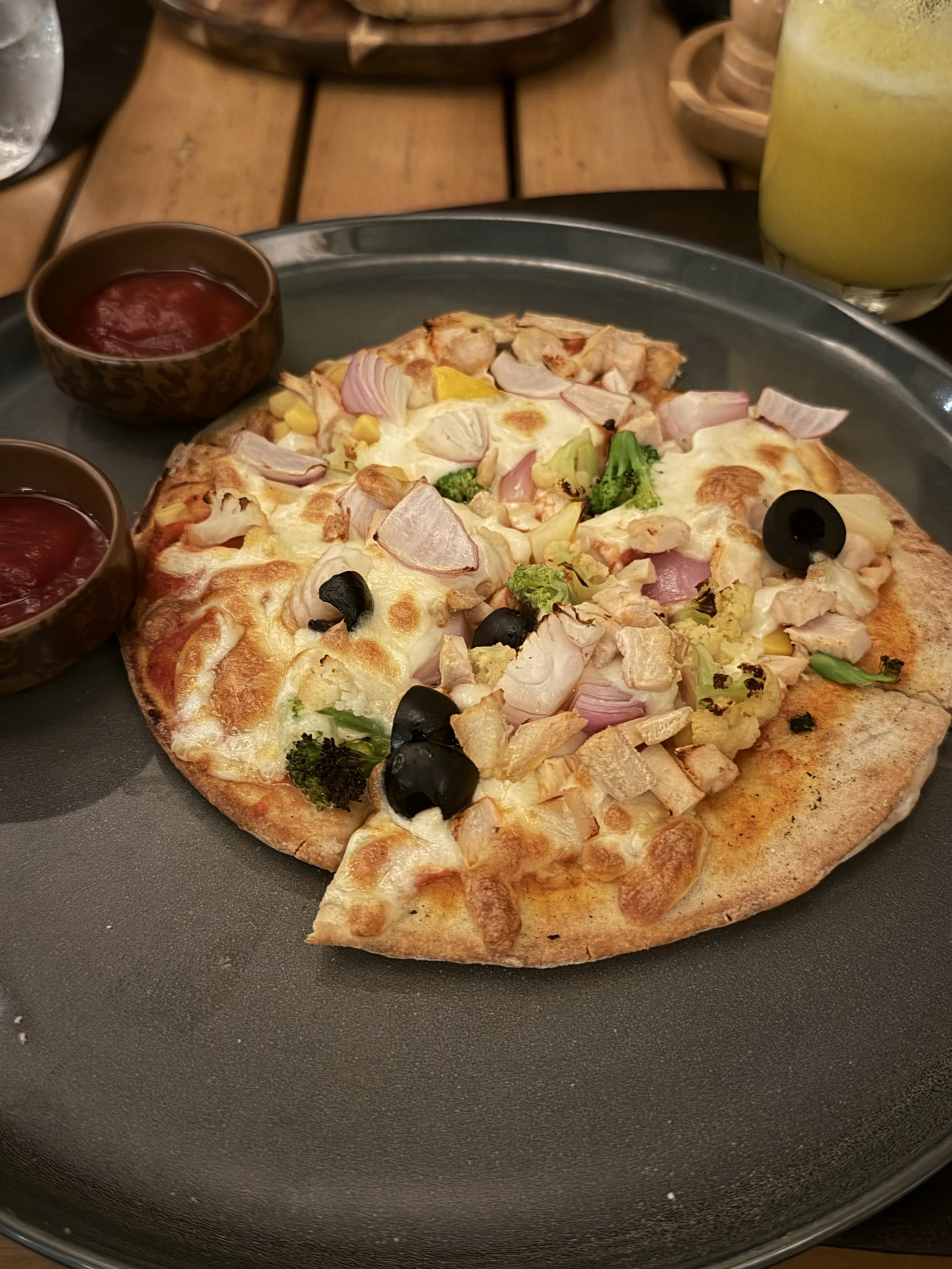hilton yala pizza .JPG