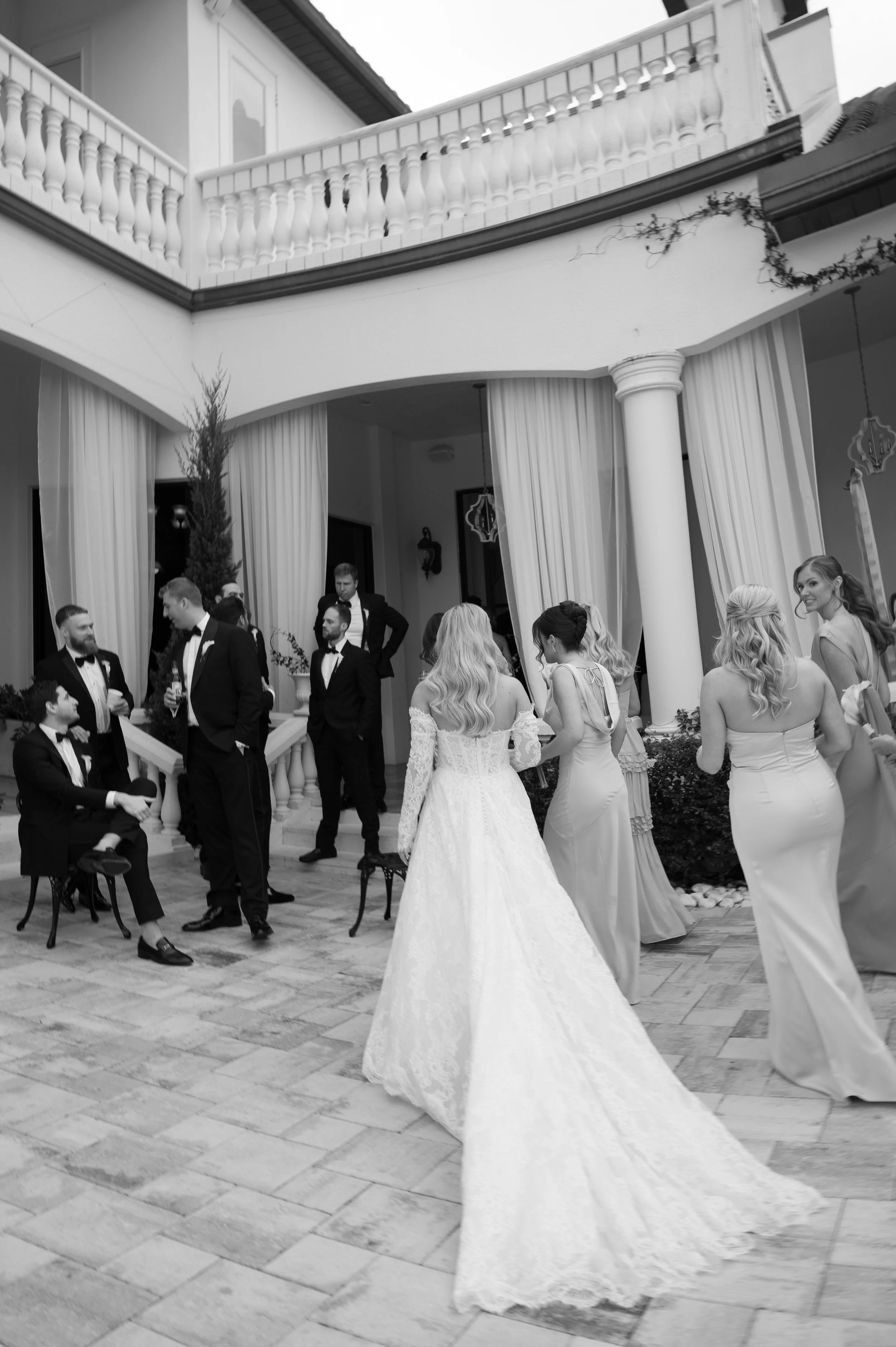 A Timeless Blue &amp; White Wedding at La Casa Toscana