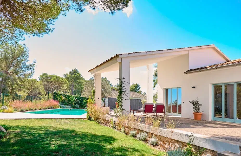 casa-brisa-lush-pool-terrace.webp