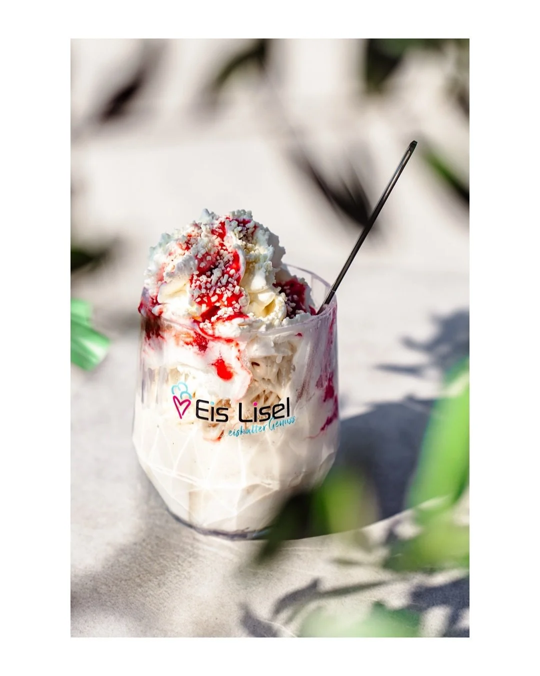 Lust auf ein Eis? 🍦☀️

Dann ab zur B&auml;ckerei Friedrich nach Brensbach 

✨ Ihr ben&ouml;tigt auch authentische Businessfotos? Let&lsquo;s work together! 

@lichtschattenliebe_fotografie @christinareubold_business 

Christina Reubold Fotografie
Ma
