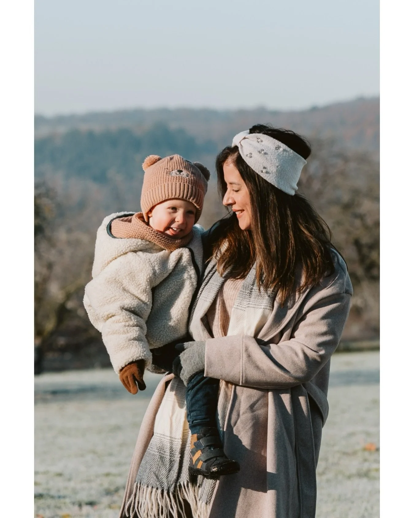 Ab der ersten Sekunde. F&uuml;r immer. ✨

Christina Reubold Fotografie
Mail: hello@lichtschattenliebe.com
Tel./WhatsApp: +49 151 51904770
www.lichtschattenliebe.com

_________________________________

#familyportrait #motherhood #mamakindliebe #mothe