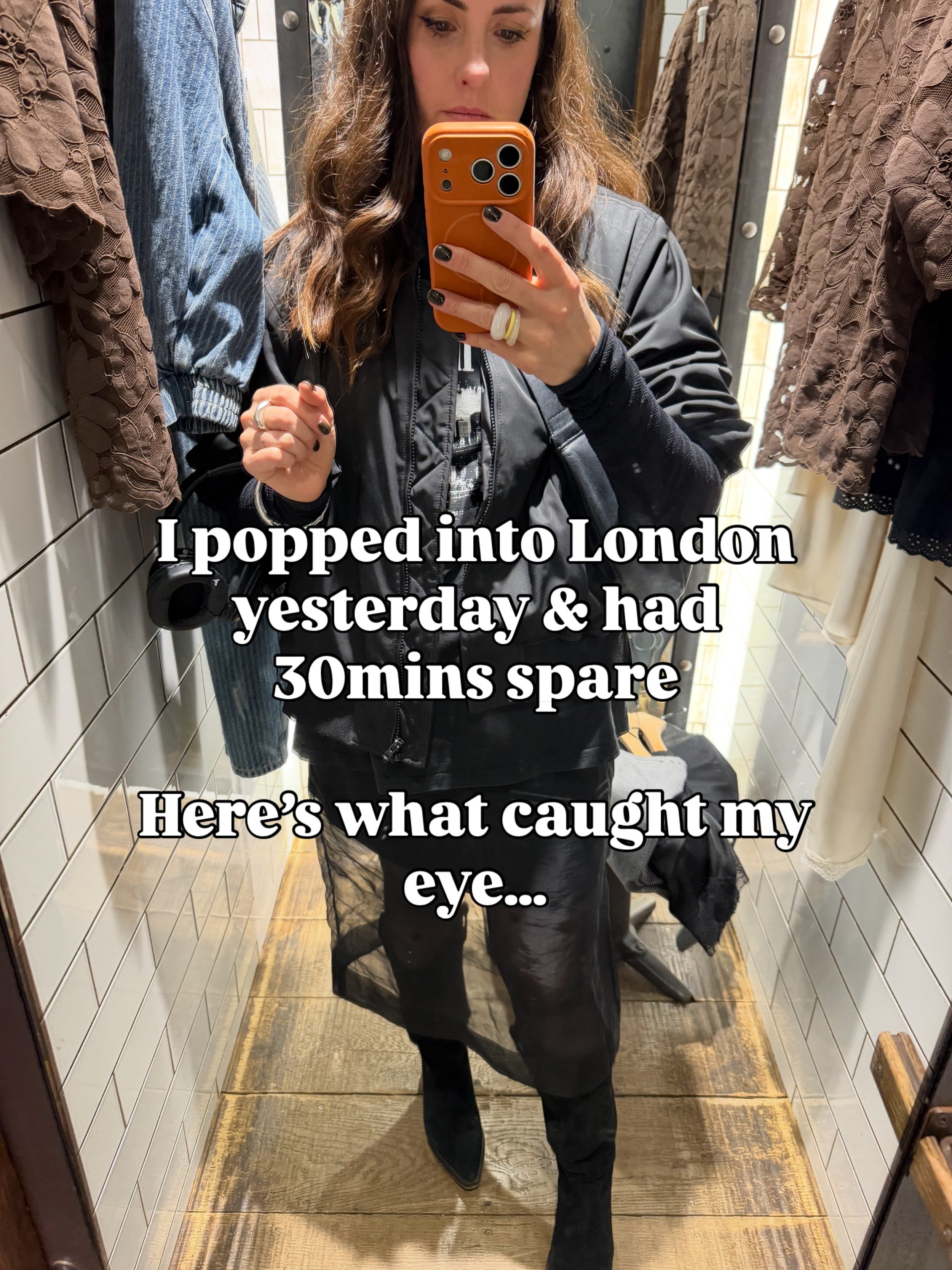 I popped into London yesterday &amp; here&rsquo;s what I saw&hellip;

@allsaints @weekdayofficial @cosstores @arketofficial 
#stylist #londonstylist #personalstyle