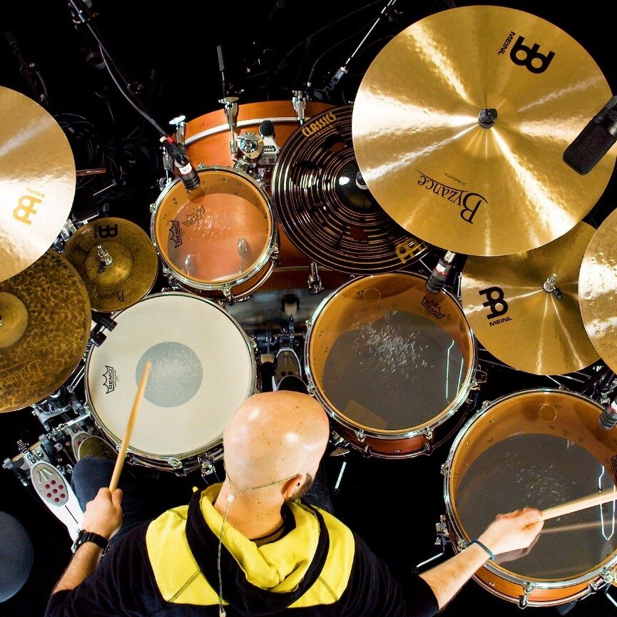 Brace yourselves. Some serious @yogev.gabay.haorginal action is coming. 

@meinlcymbals #meinlcymbals #cymbals #drummer #drummerlife #drumporn