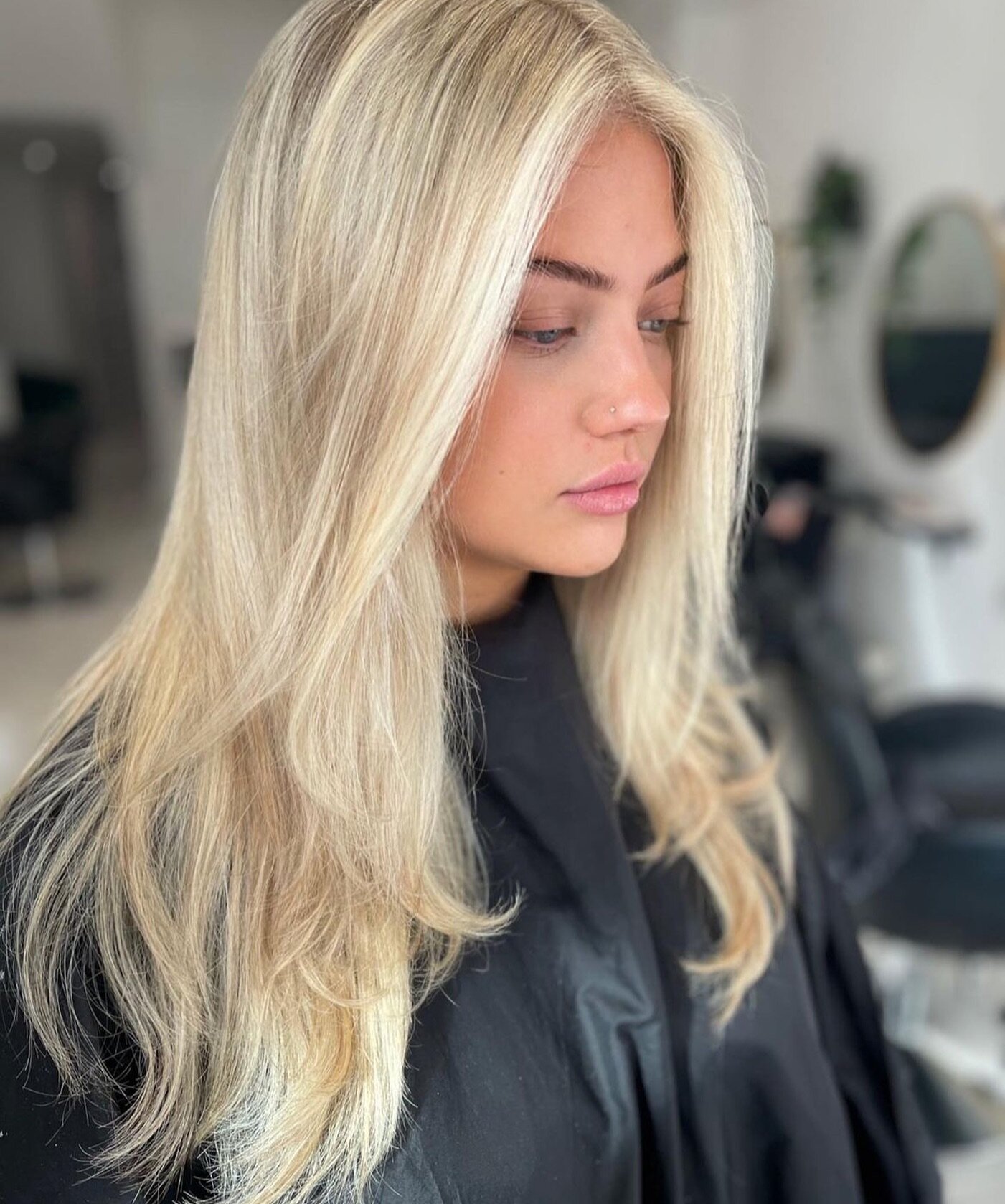 Brighter days are coming 👱🏻&zwj;♀️☀️🌈 

Hair by @freyajohnstonehair 

#blondehair #brighherhair #spring #eastbounrehairdressers #esstbournehair #salonhair #hair #haircolorist #hairstylist #foils #haircolor #salon