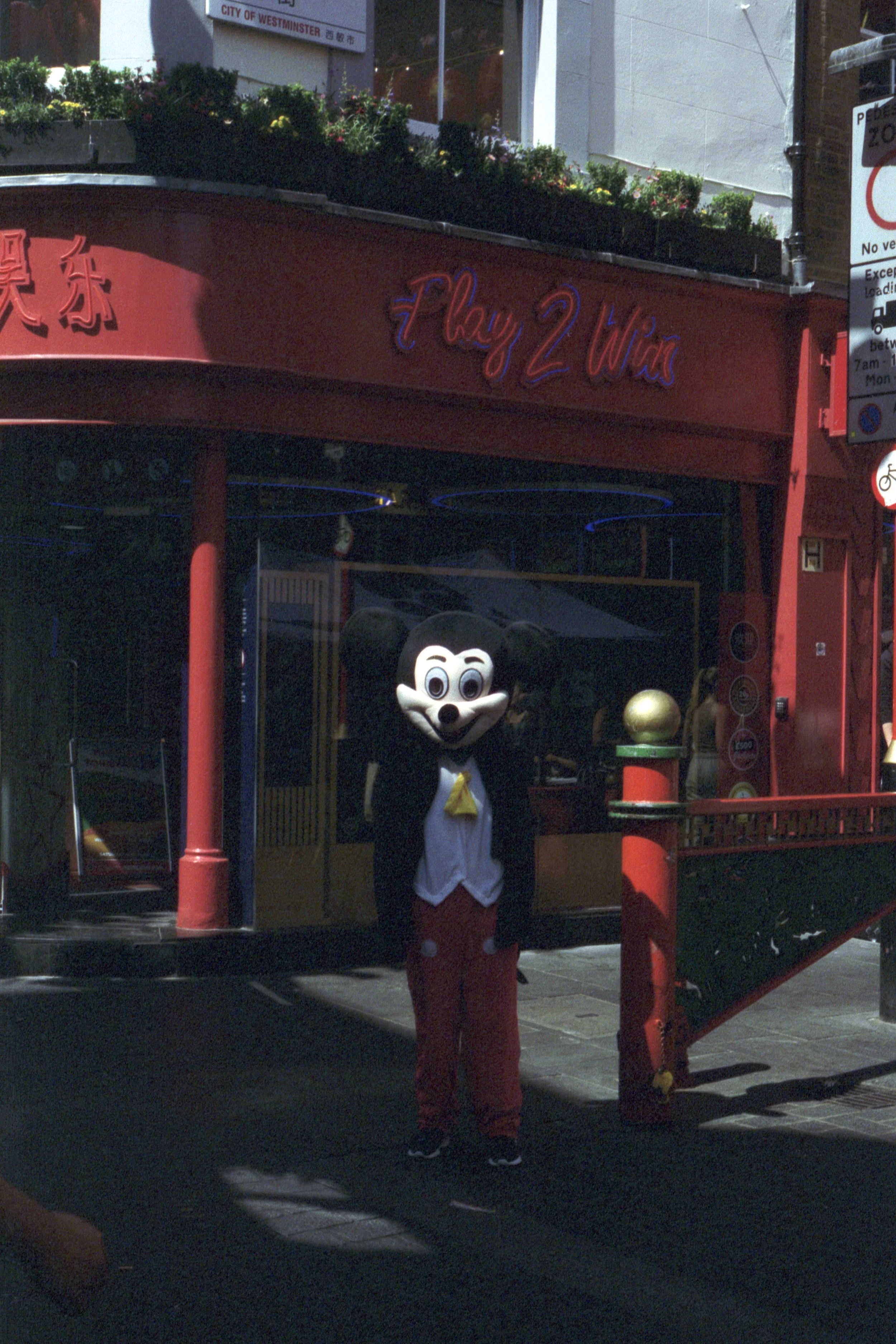 Cine400D015.jpg