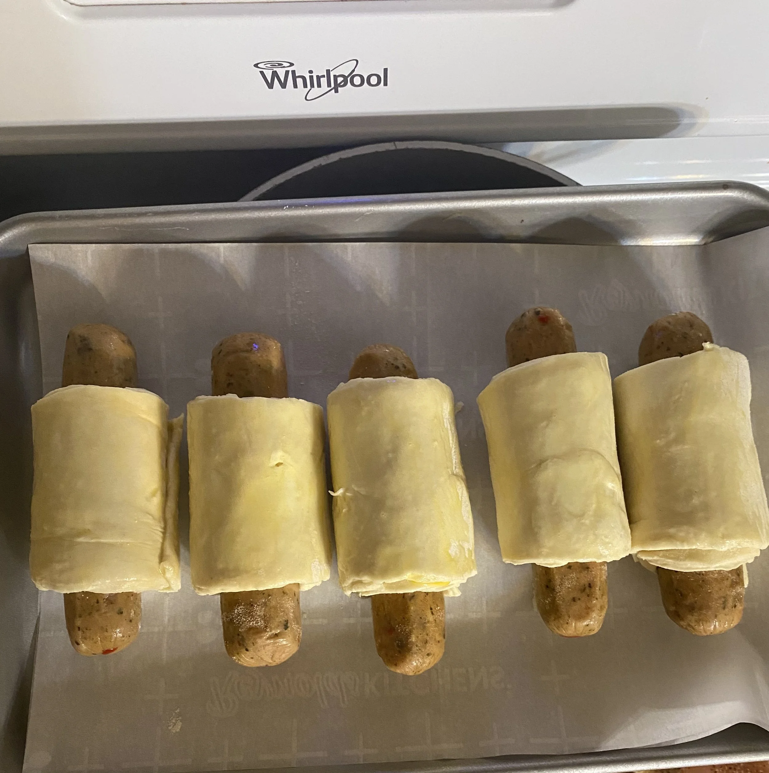 Hall & Hollywood Week 2 Pigs in Blankets & New York Chocolate