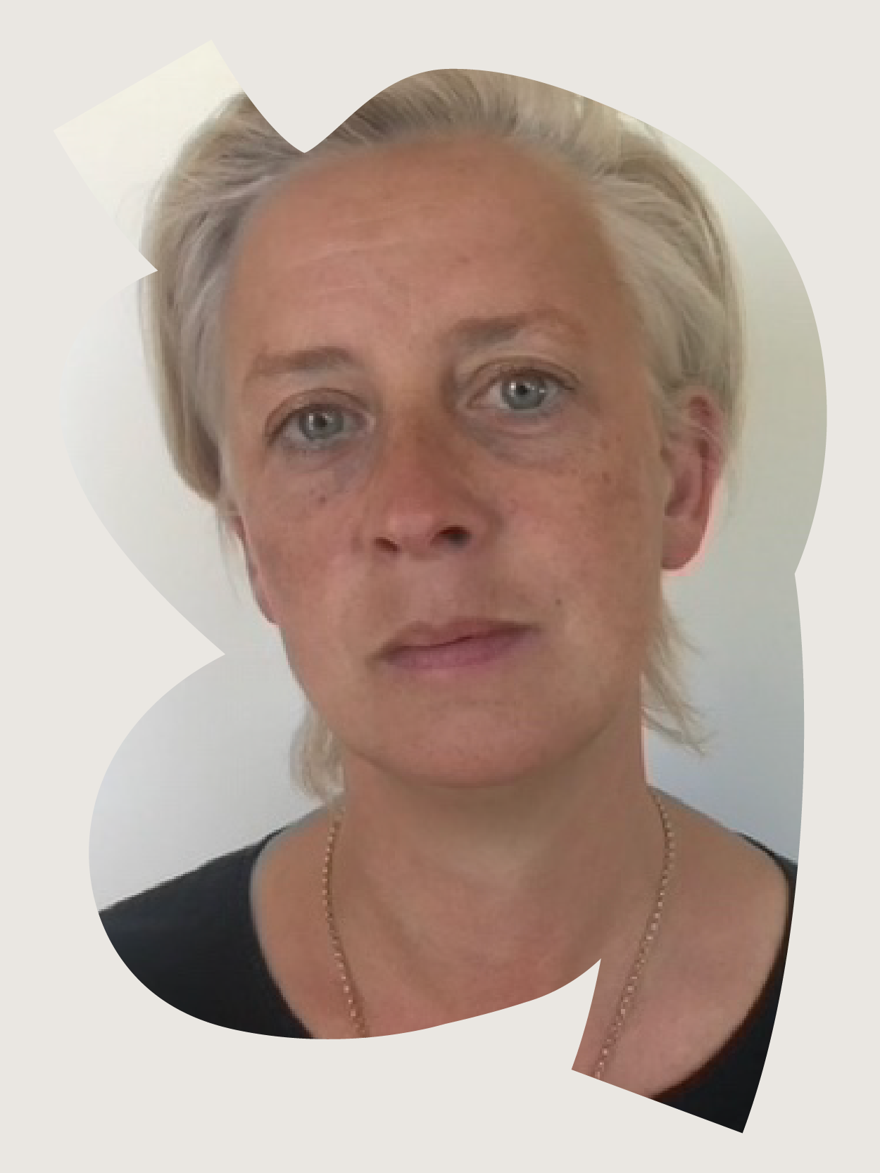 Anno Mitchell (woman's head and shoulders)