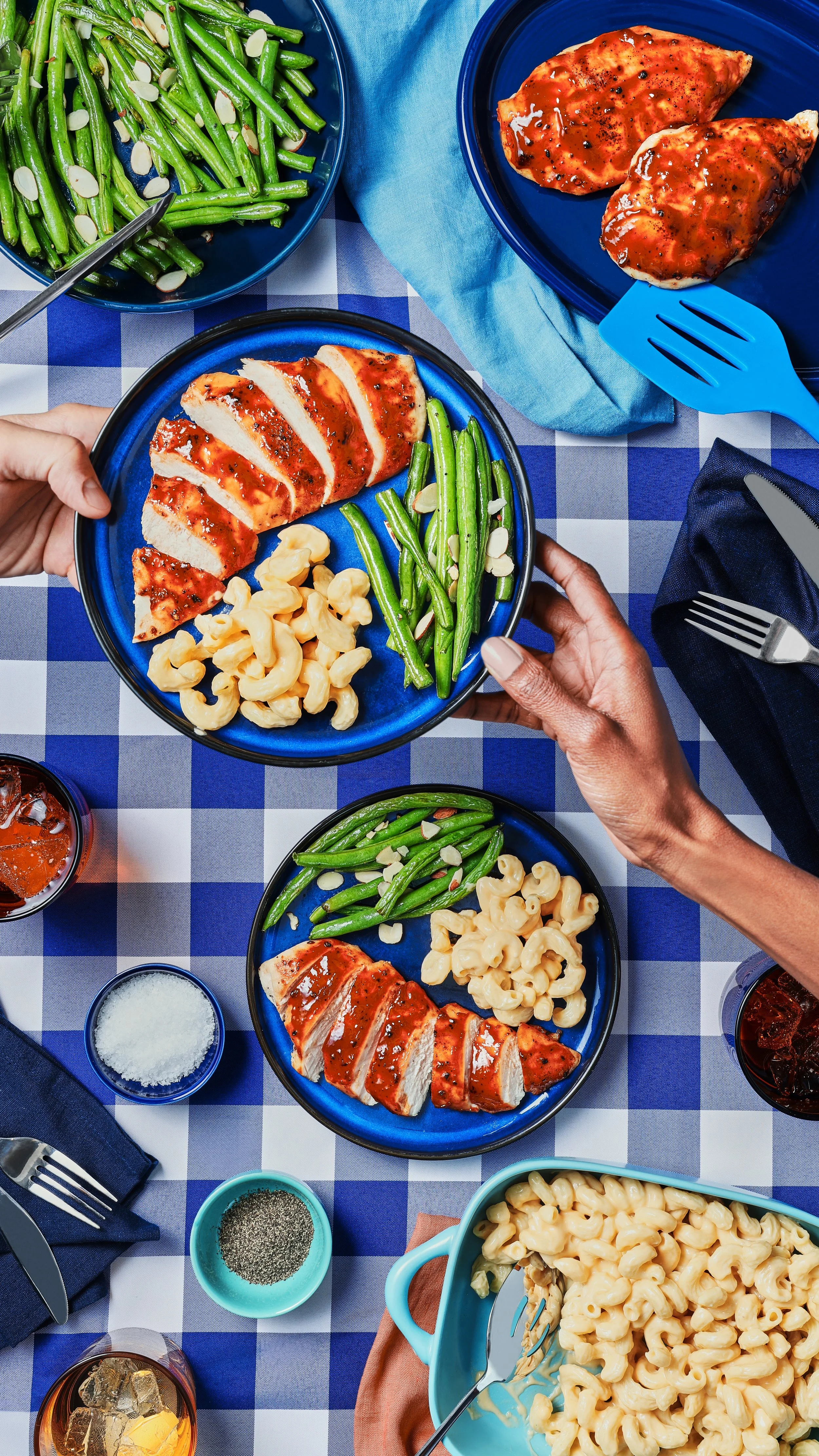 1148173840_EPPRO_PHOTO_FamilyStylePlates-ProductLaunch_2023-09_Shot01_web.jpg