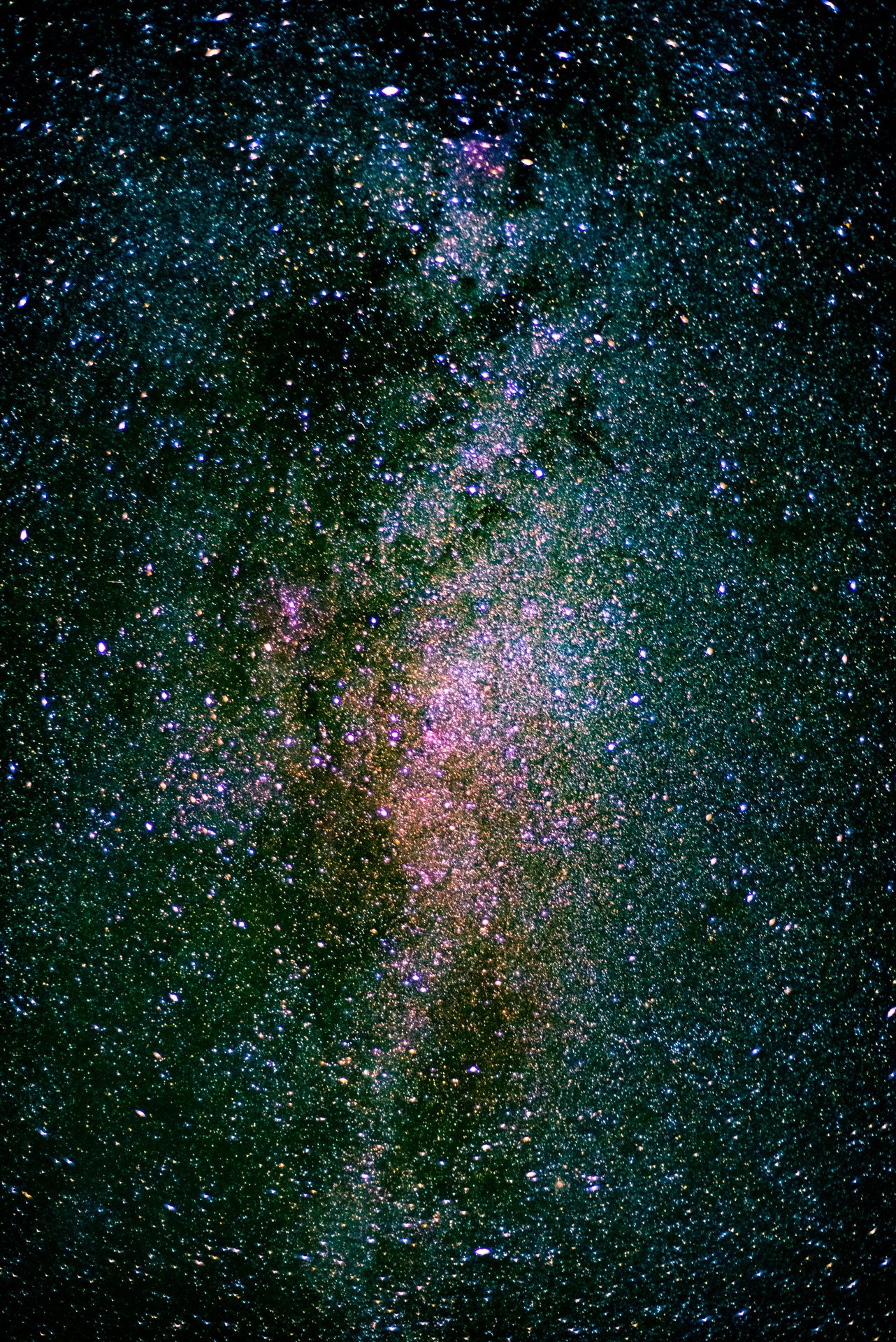 Hi Contrast Milky Way / 2022