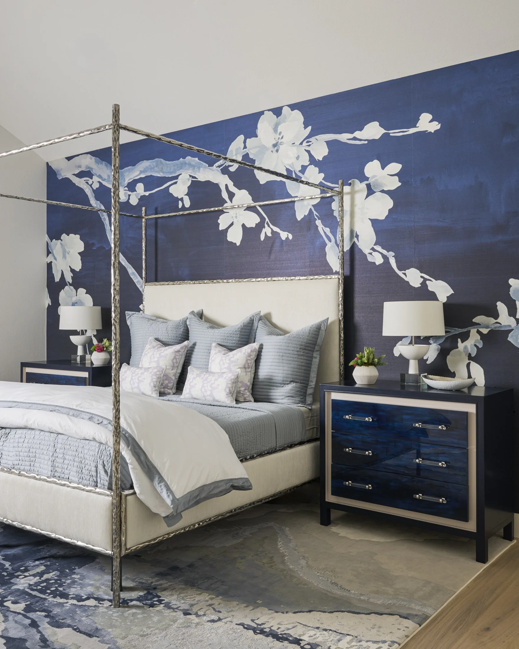 Blue_and_white_primary_bedroom_with_floral_wallpaper.jpg