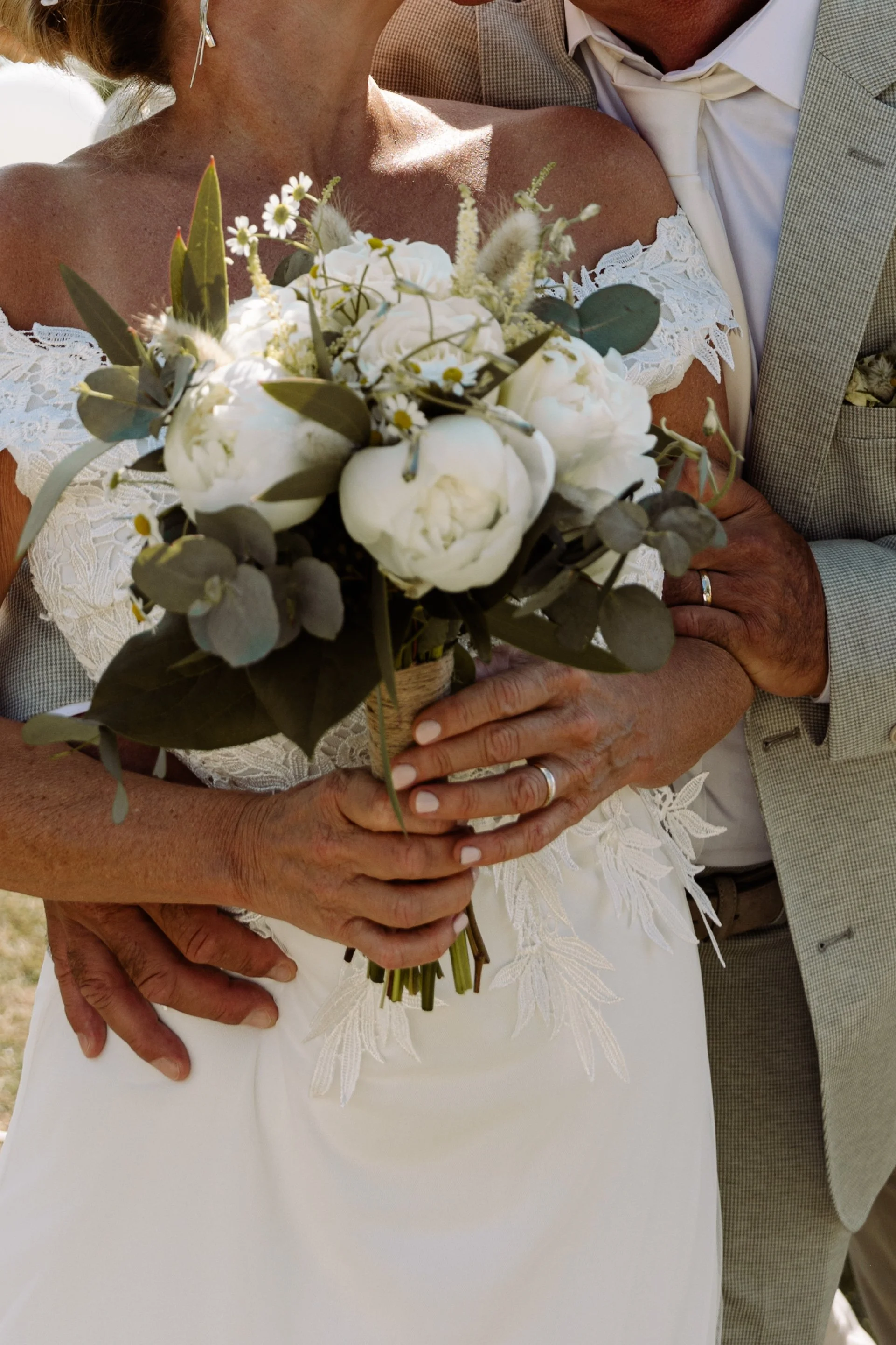 LimitlessCreativeAgencyXWeddingF&W-224.jpg