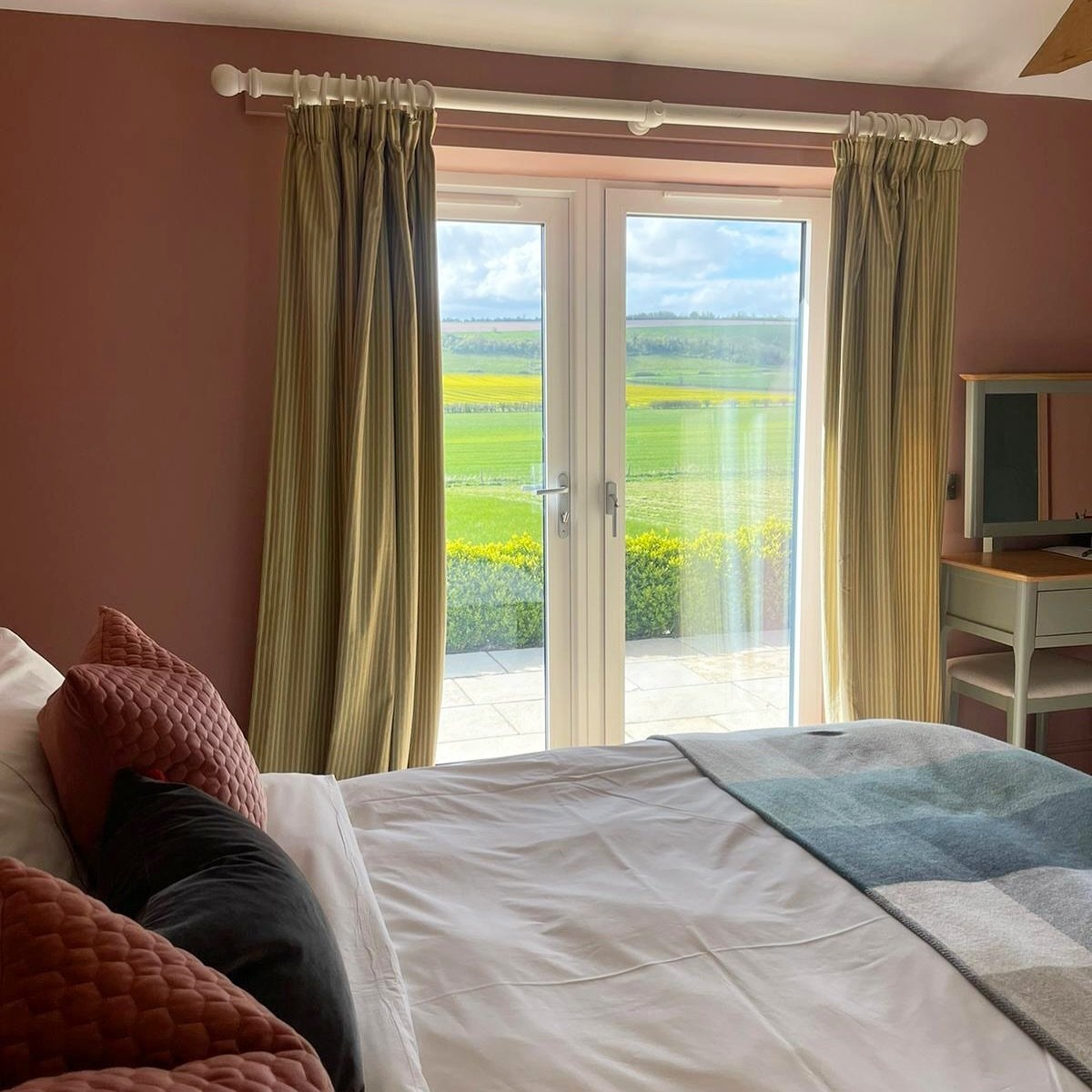 ✨ A Room With A View ✨
(All our rooms come with a view!)