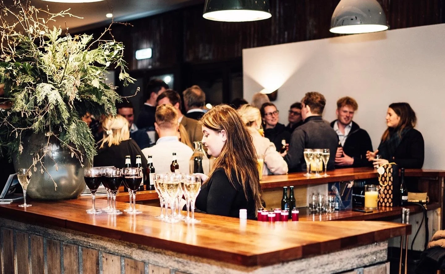 As we wind down the wedding season and move into cooler temperatures we are beginning to prepare for other events in the barn. We host Yoga Retreats, Parties, Corporate events and Christmas Functions and Markets! 
If you would like any more informati