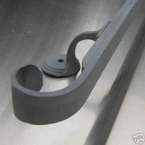 ironHandrail600.jpg