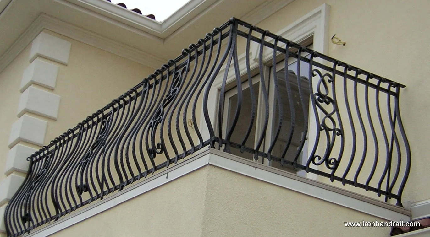 vfBalconyRail01.jpg