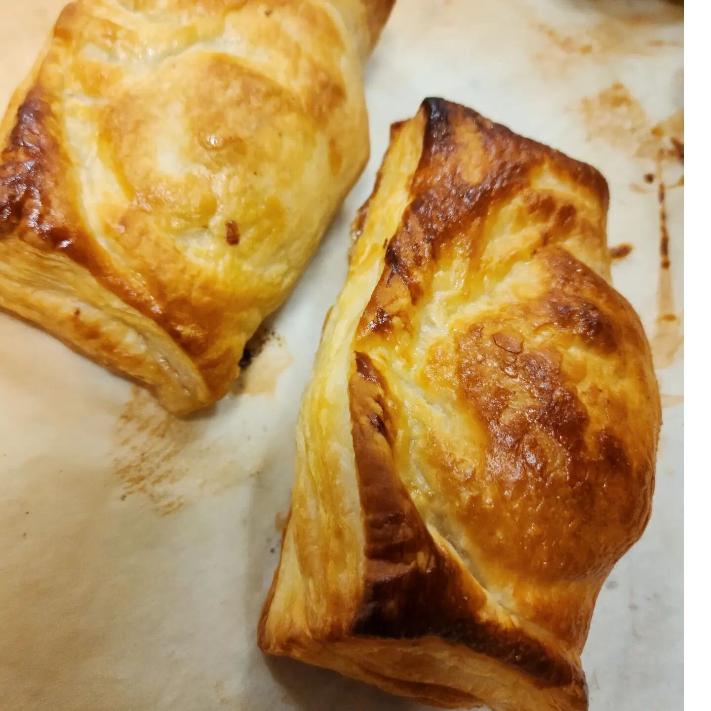 #bridieisback #bridies #meatpastry #newrecipe.