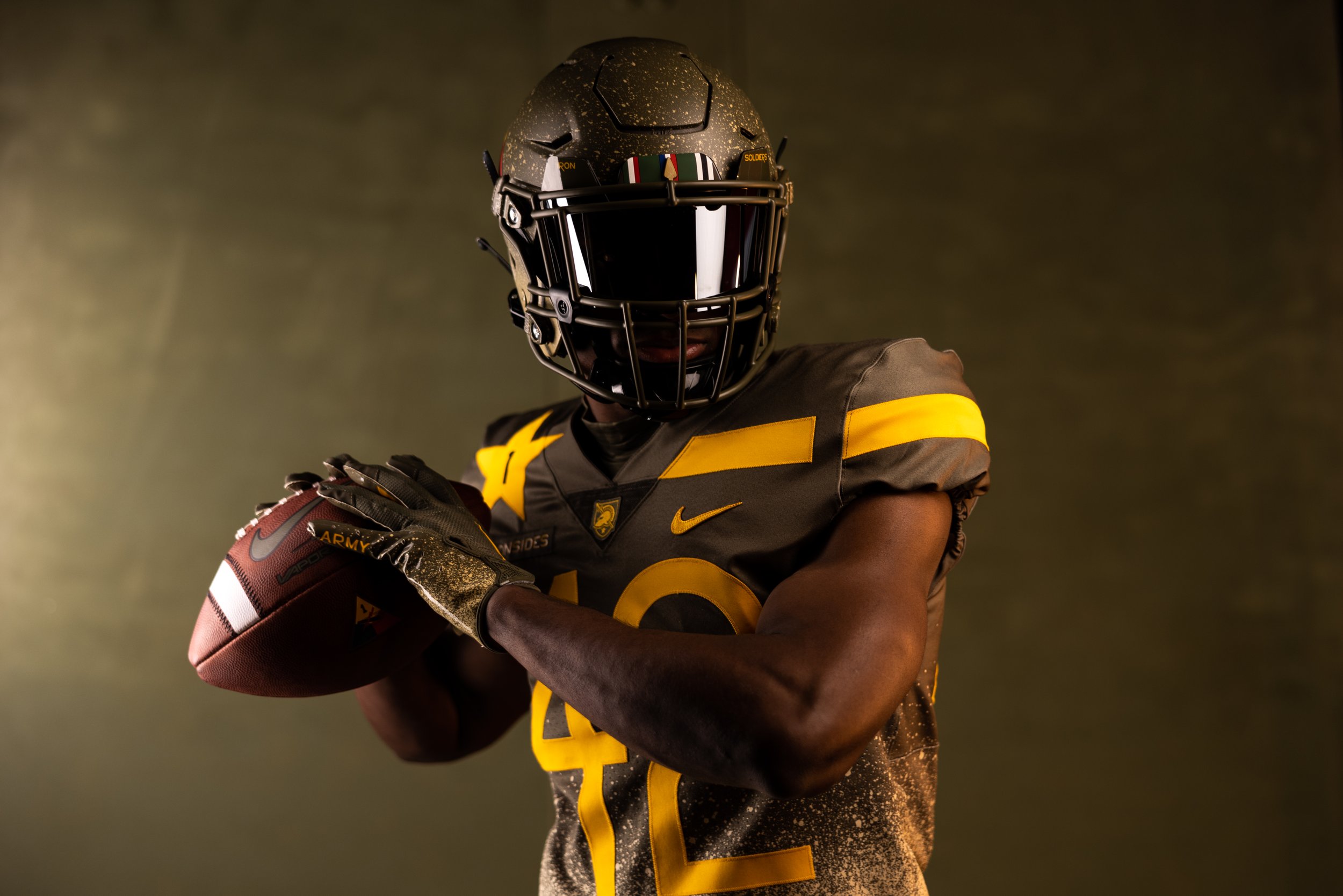 2012 Oregon Lime Green and Black Unis with Yellow Helmets