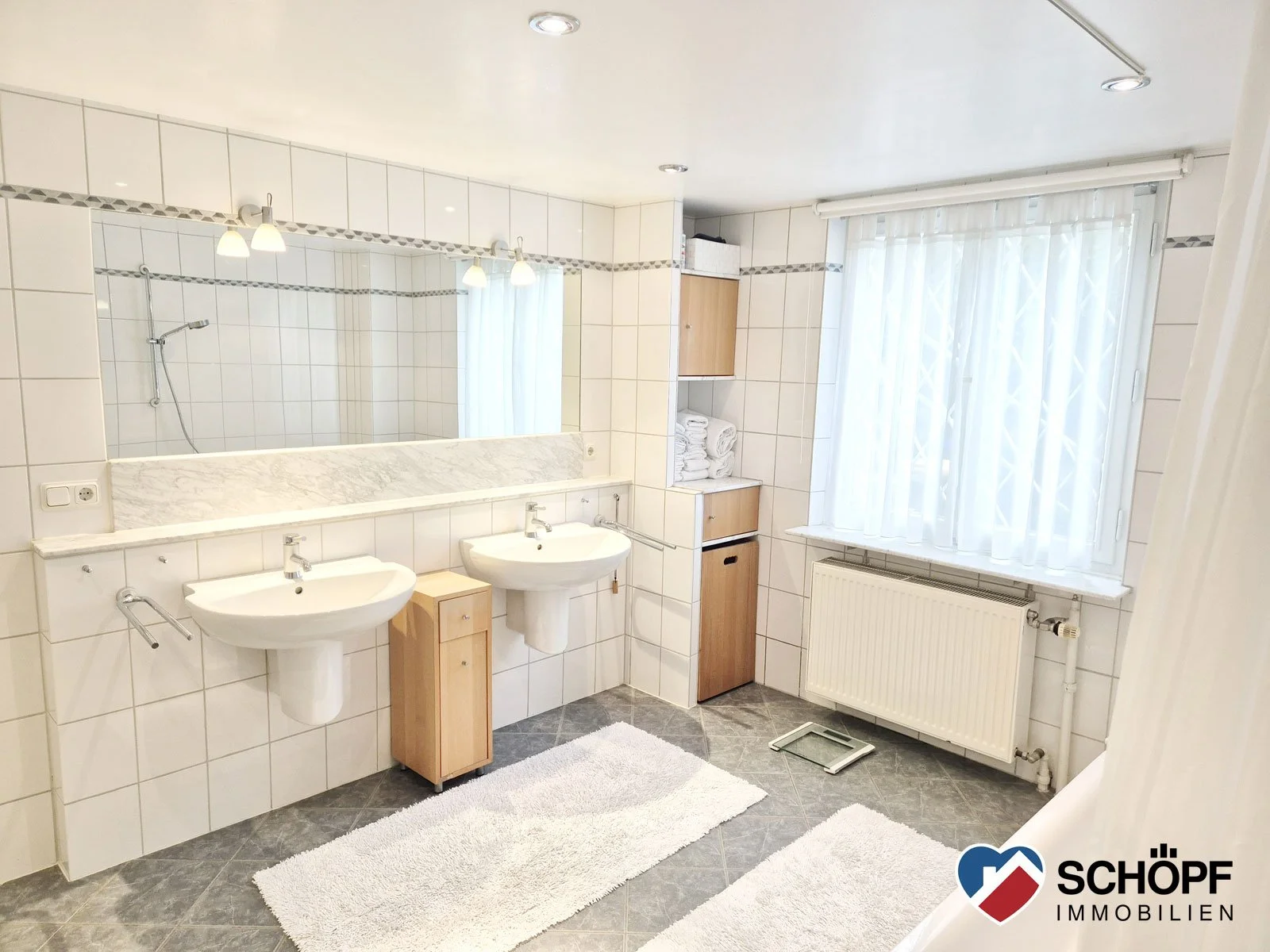 06 EG Badezimmer.jpg