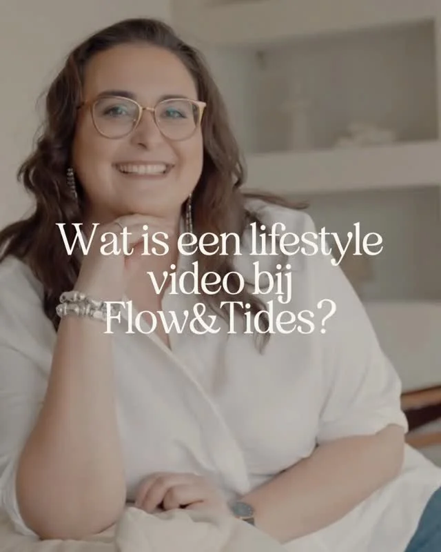 De lifestyle beelden in je pakket zijn minstens even belangrijk als je afgewerkte reels.

Het zijn die losse beelden die jouw sfeer tonen.
De manier waarop je beweegt, hoe je werkt.
De details van je ruimte of behandeling.

Wandelbeelden, close-ups, 