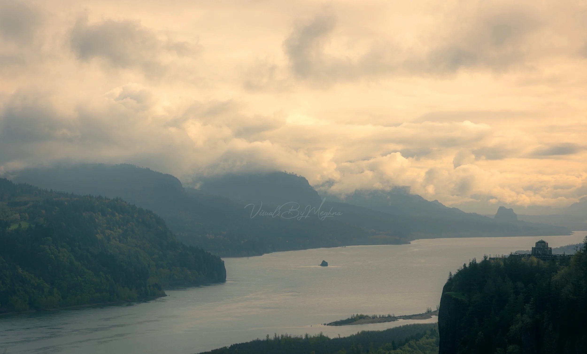 Views From the Vista House - Portland, OR - 2025