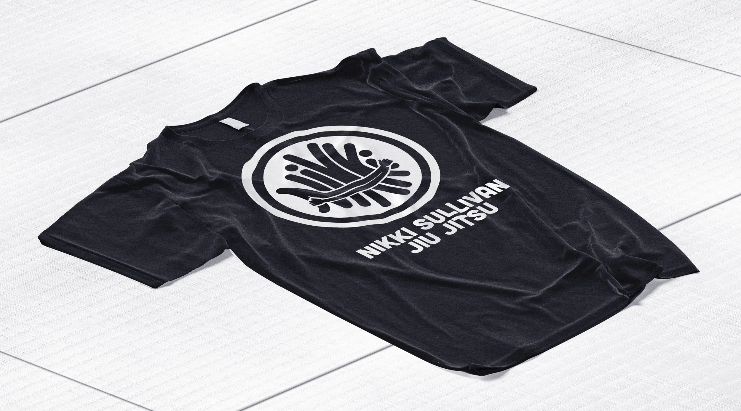 Nikki-T-Shirt-on-Mats_2500.jpg
