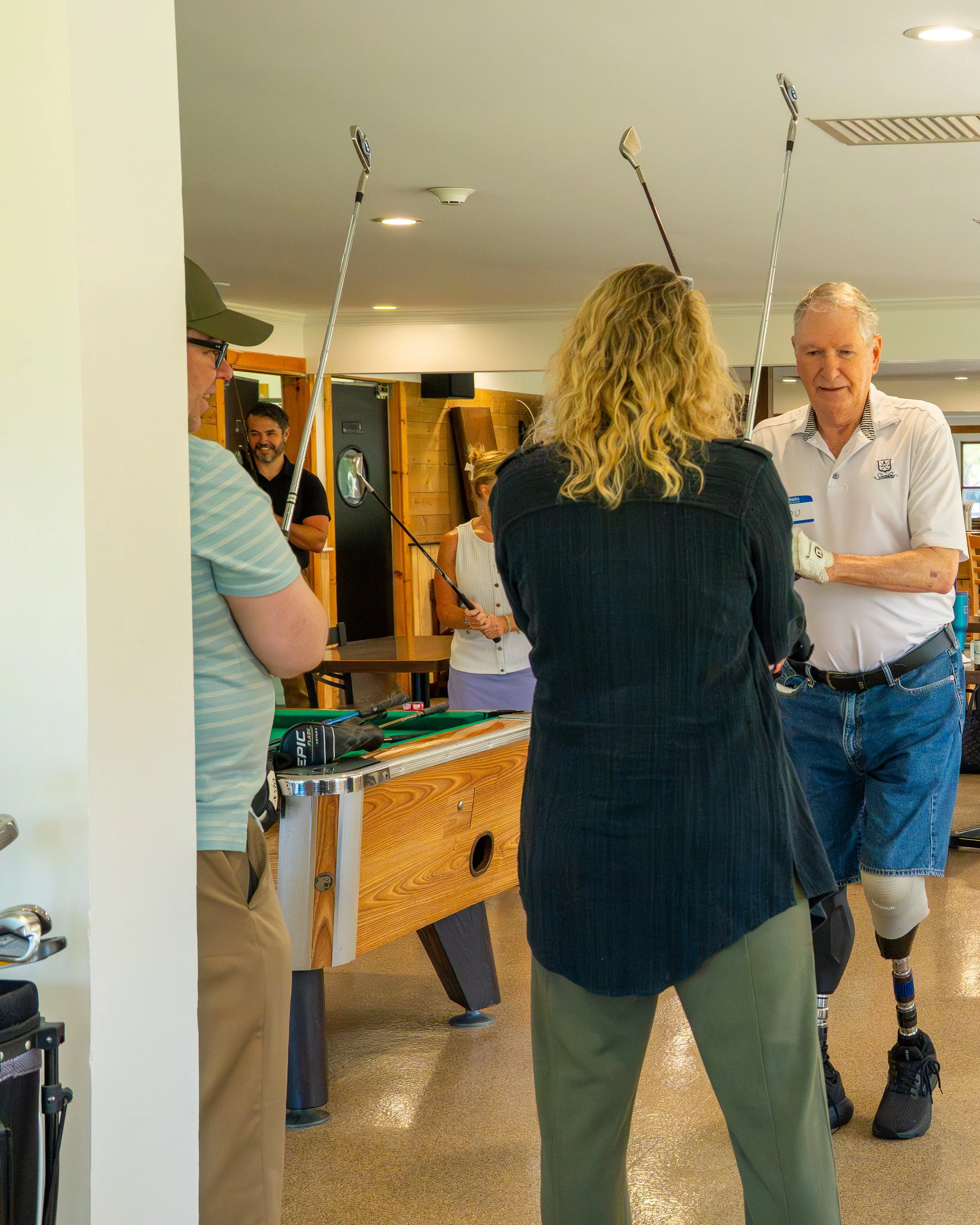  Lou Namm of the Eastern Amputee Golf Association demonstrating adaptive golf technique at the Manfredi O&amp;P clinic in New Jersey 