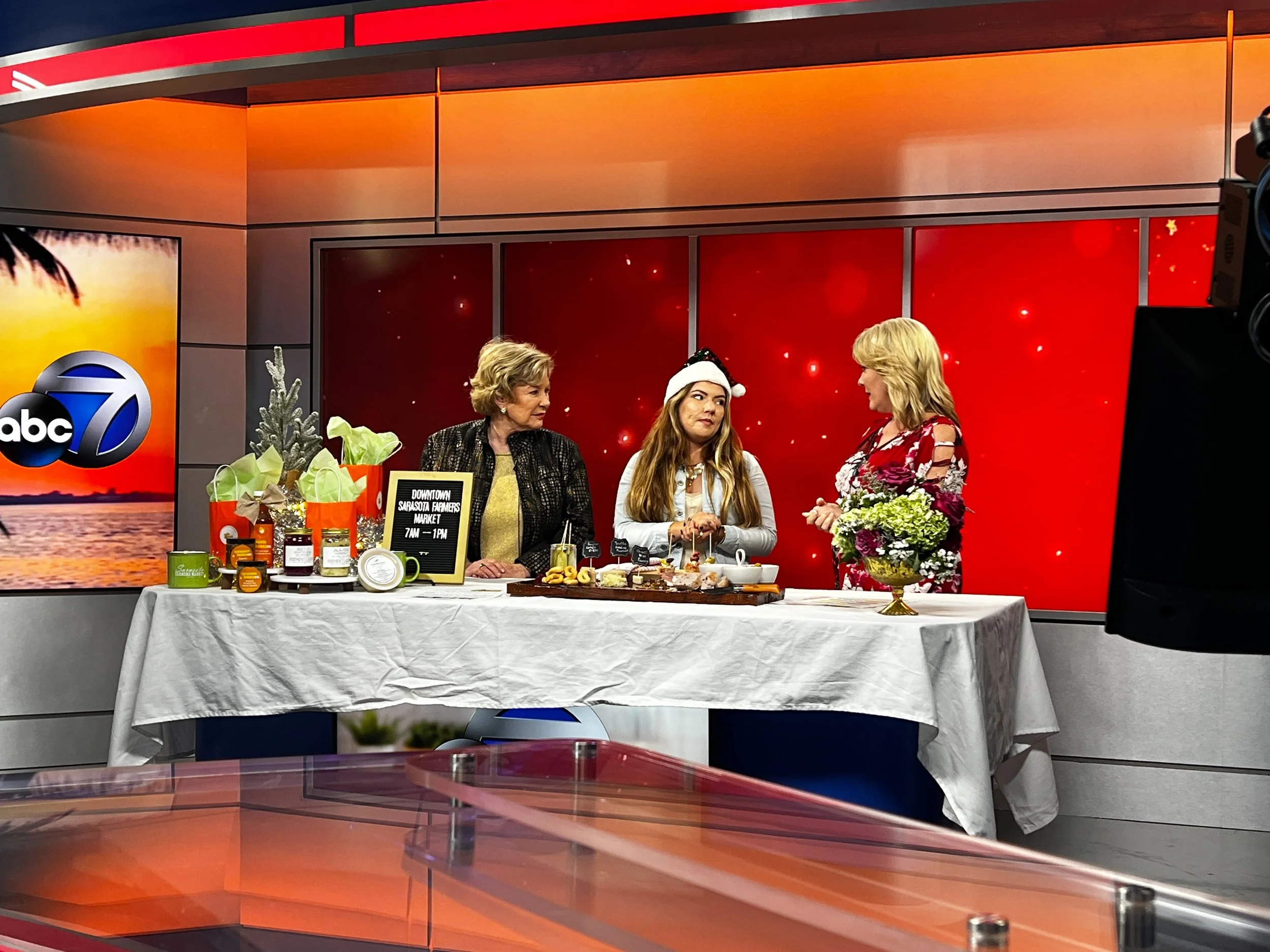 How to: Shop Local Holiday Charcuterie board