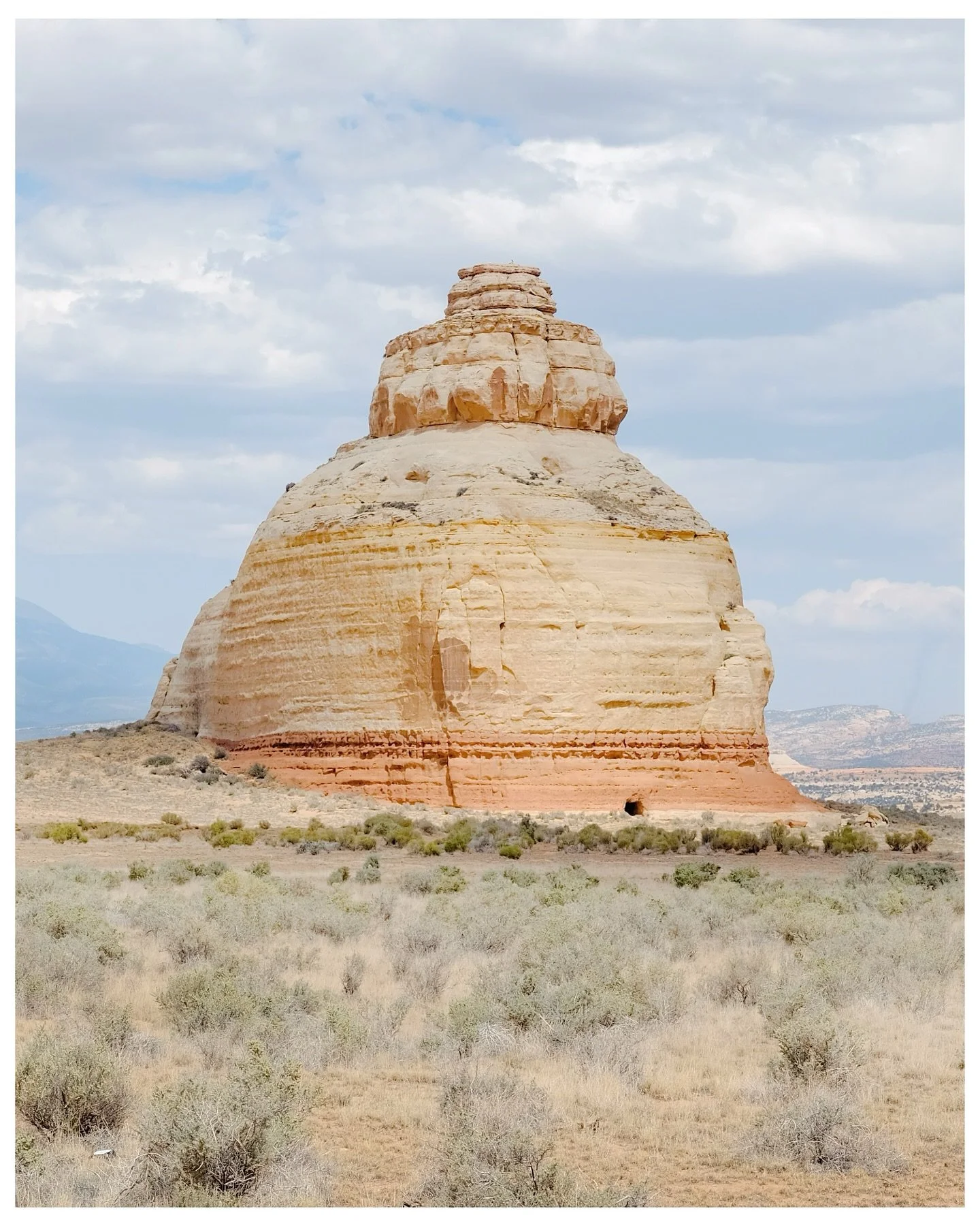 Church Rock || Utah #roadtrip25 
&bull;
&bull;
&bull;
&bull;
#fujigfx50s #mediumformat #fujigfx #noicemag #ishootfujifilm #roadtrip #fujifeed #southwest #somewheremagazine #imaginarymagnitude #utah #paperjournal #loaded_lenses #vsco #vscocam #southwe