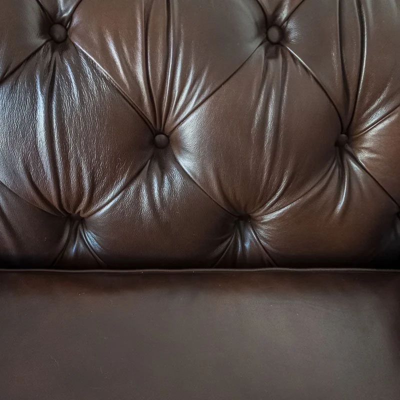 la-joya-dulce-leather-sofa-02.jpg
