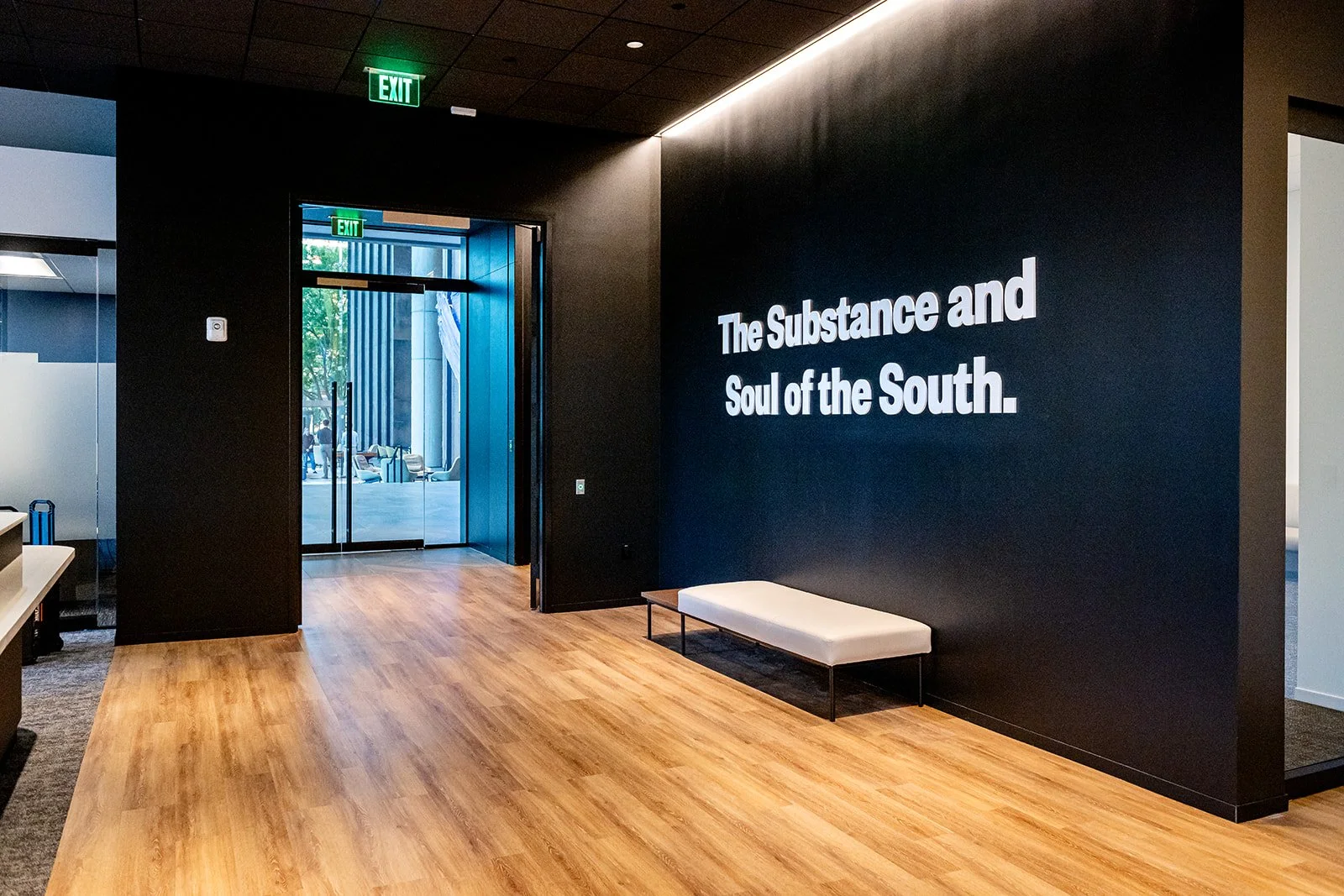 20241115-AJC-NewOffice-LaurenLizPhoto-7354_websize.jpg