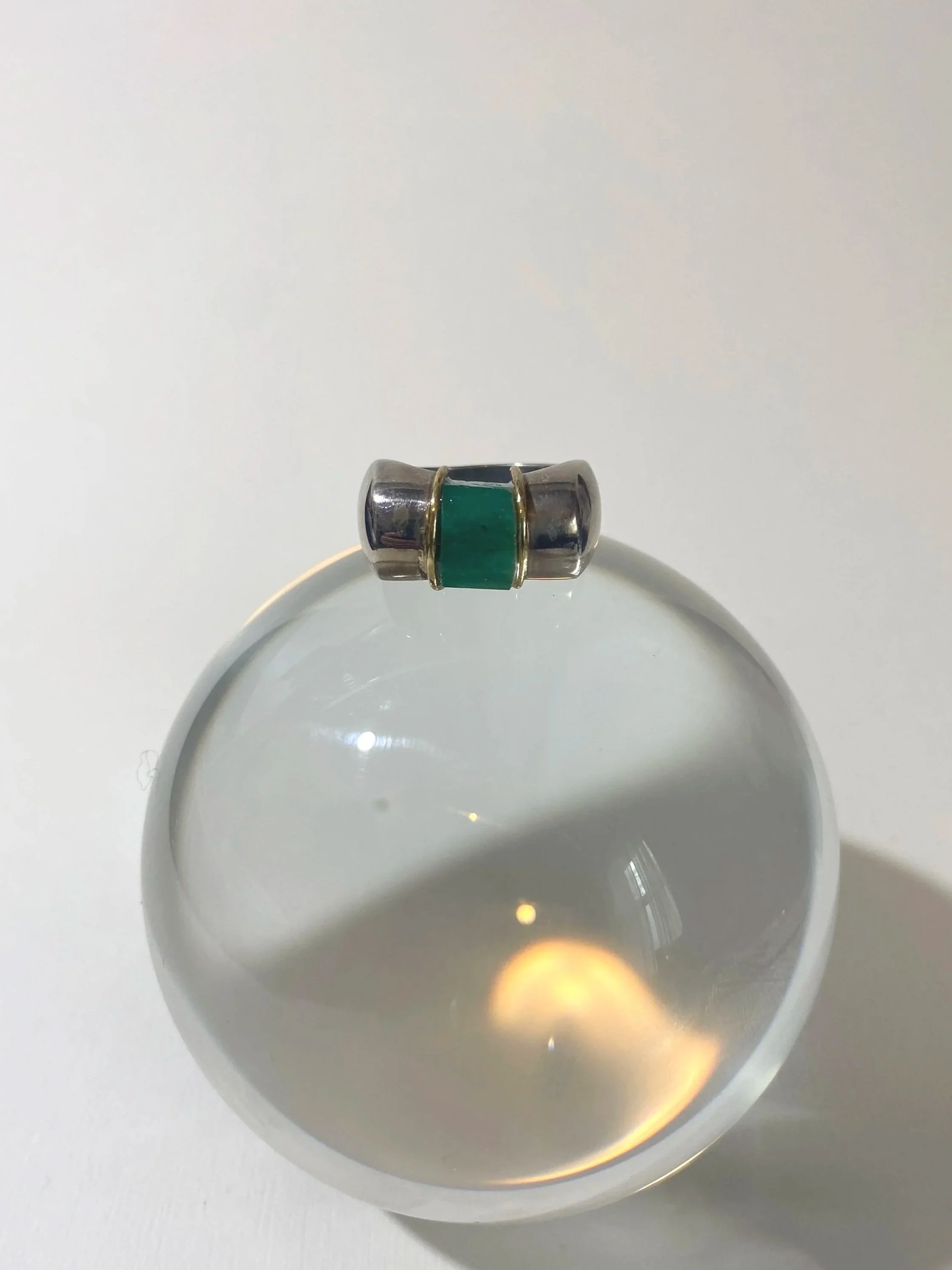 Palma Silver ring | £180 |

925 Silver, 24 kt gold, faceted raw emerald |  Weight: 9g