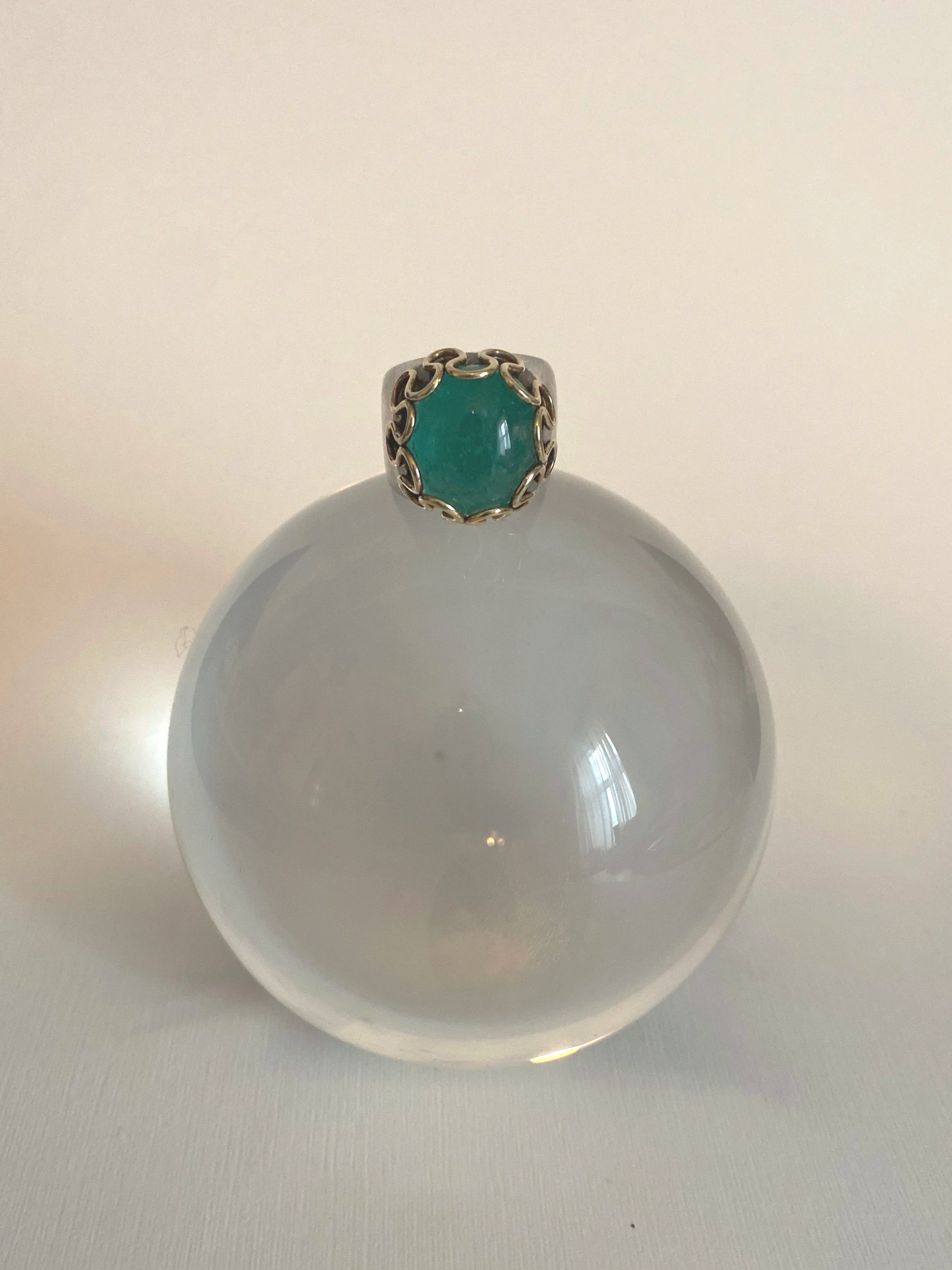 Sierra Silver ring | £250 |

925 Silver, 24 kt gold, emerald cabochon |  Weight: 12g